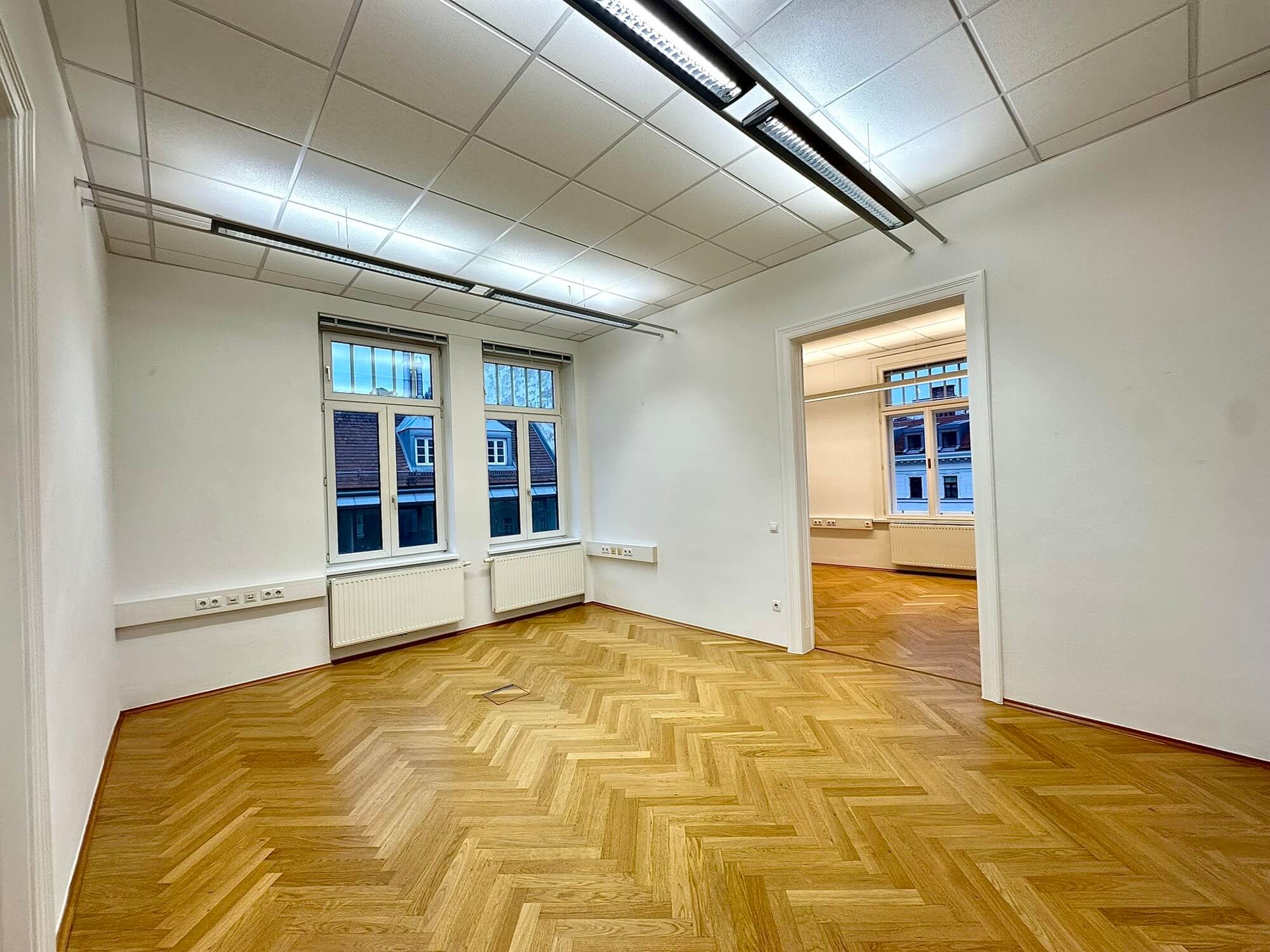 Light-flooded office in old building near Mariahilfer Straße