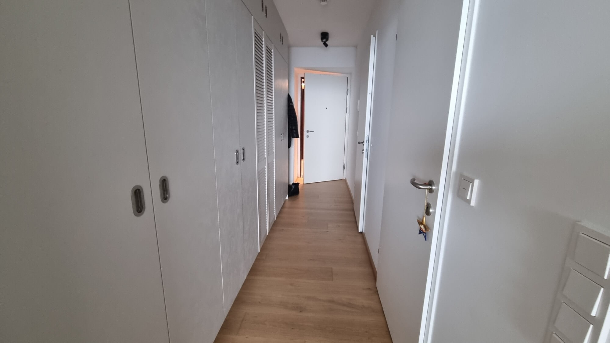 26. Stock - TrIIIple -  komplett möbliert, inklusive Garagenplatz  - zur Miete