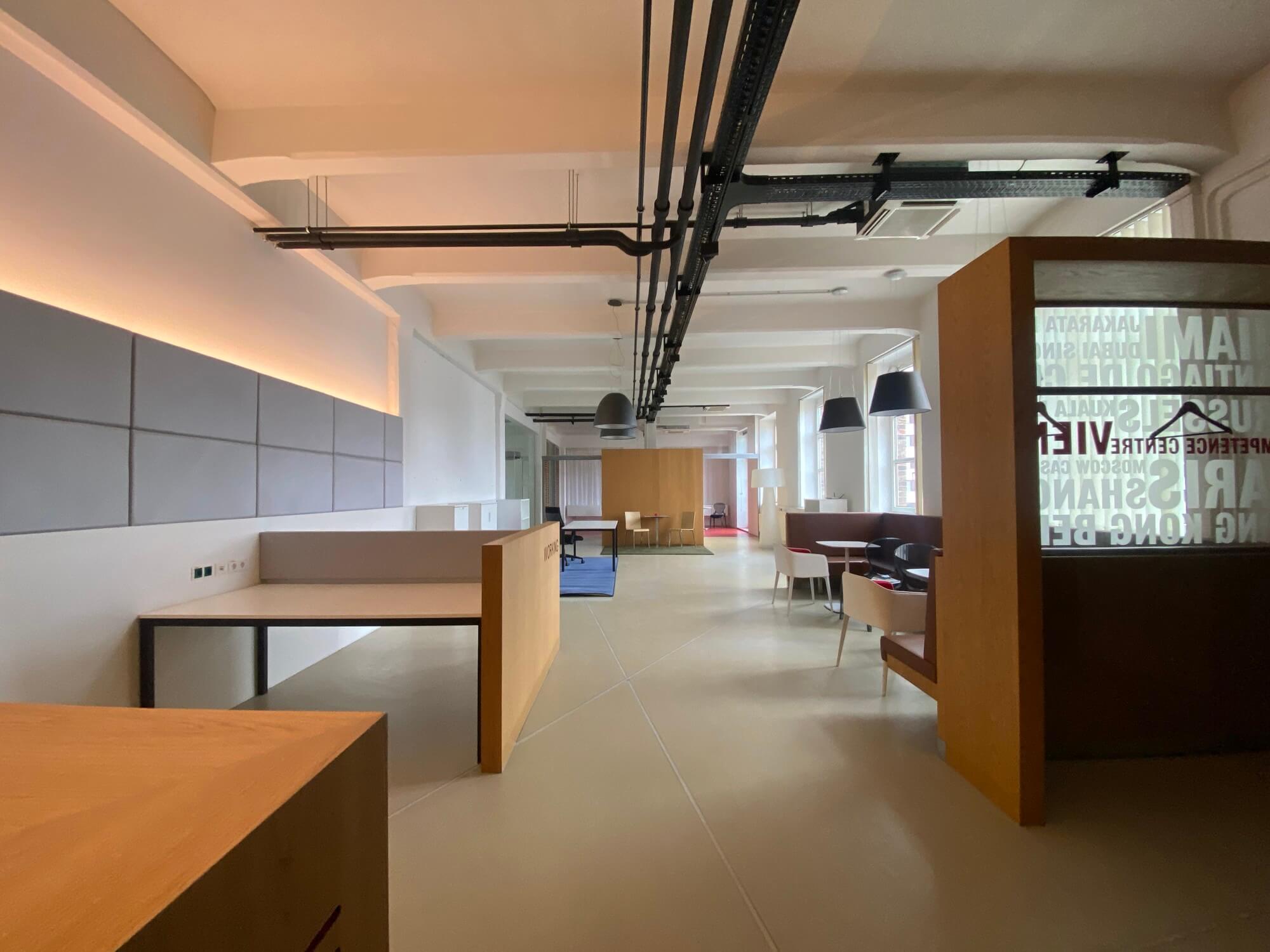 Loft-Büro in ehemaligem Fabriksgebäude