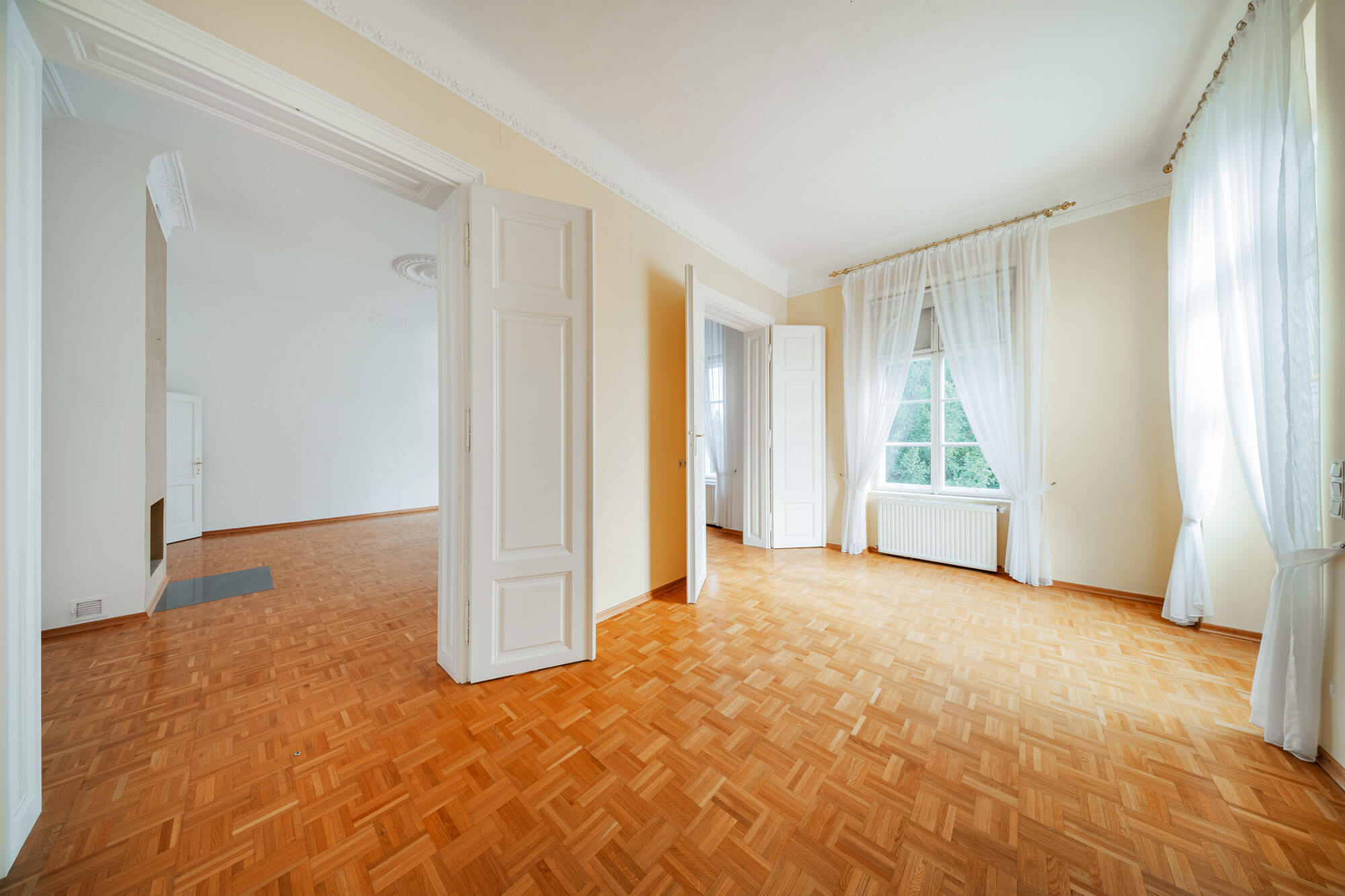 Charmante Villen Wohnung mit Terrasse