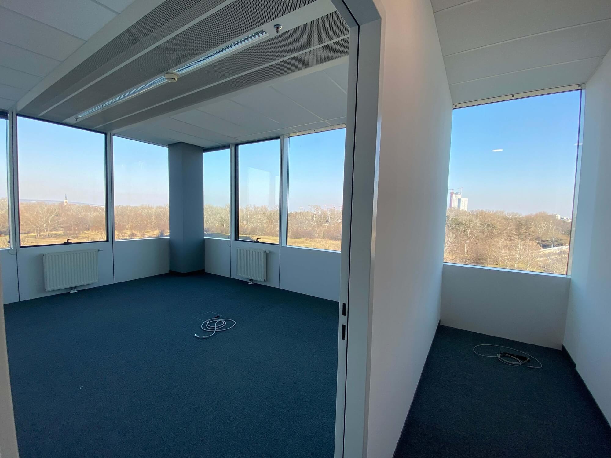 SATURN TOWER - modern, flexible, customized