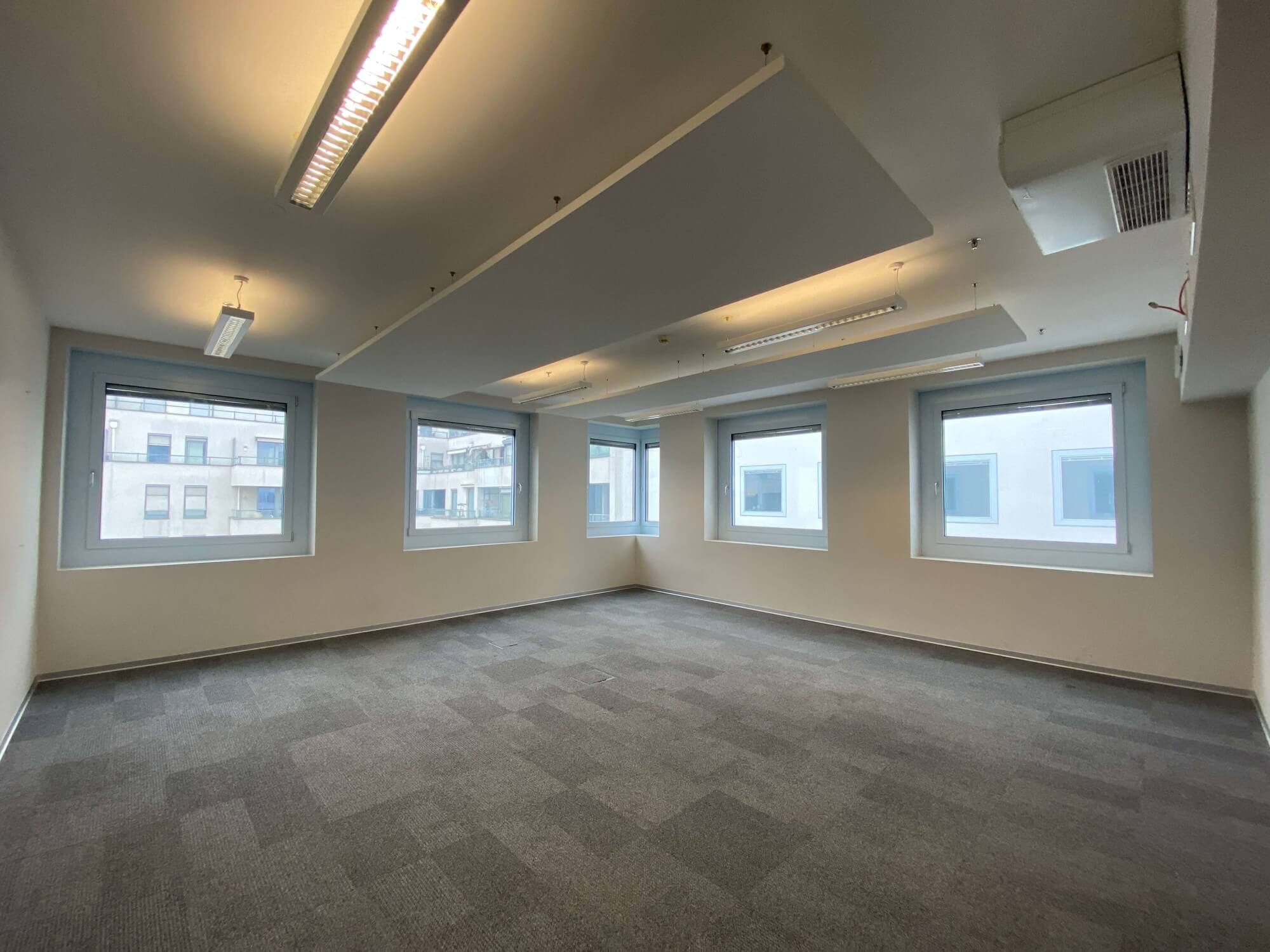 Modernes Büro im Greenworx