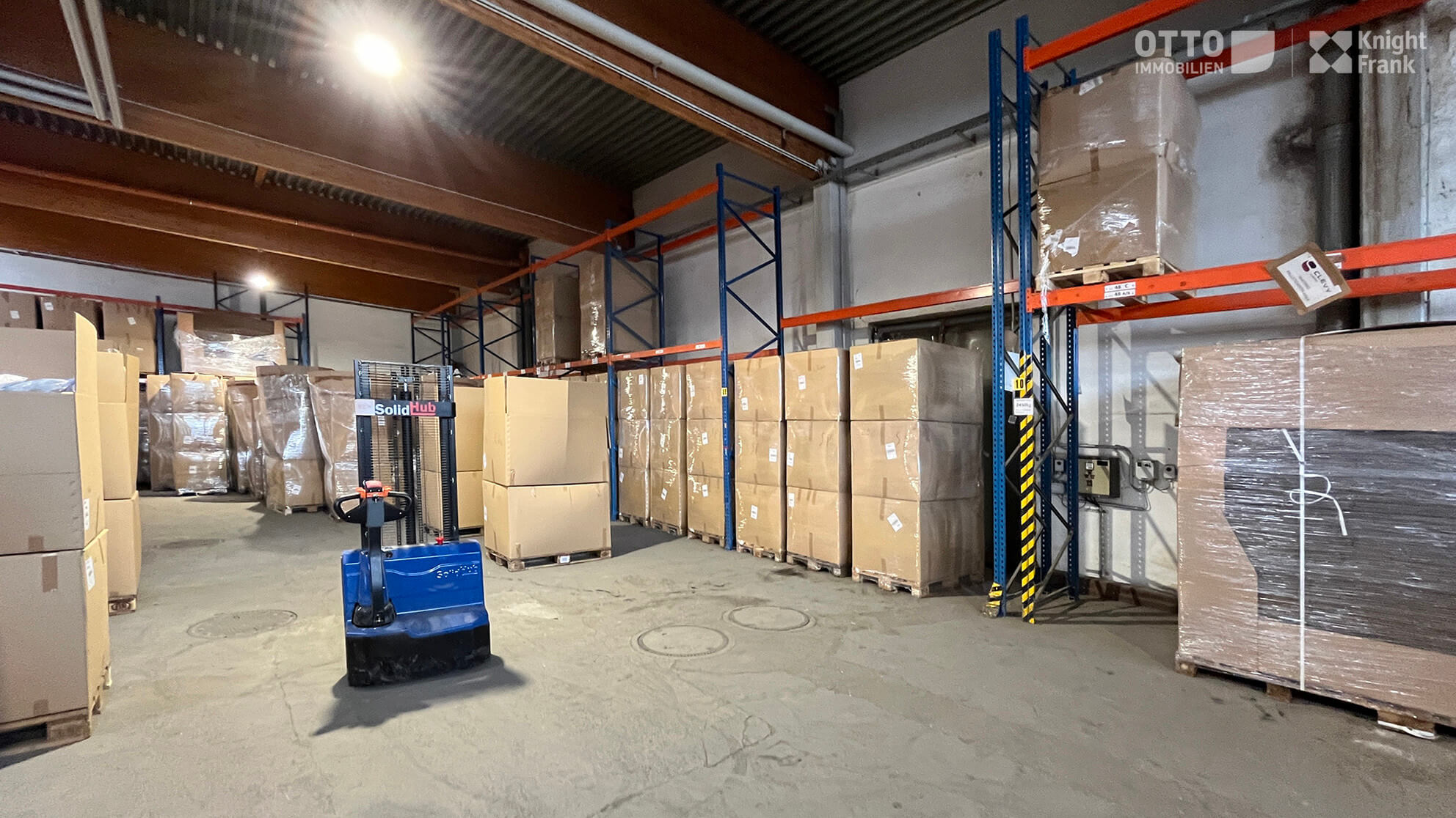 Optimal gelegene Betriebsobjekt mit Lager- und Bürofläche