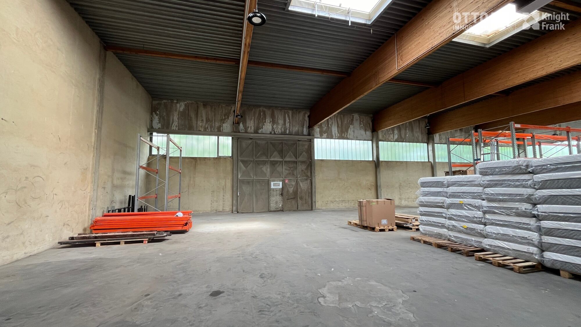 Ideally located business property with warehouse and office space