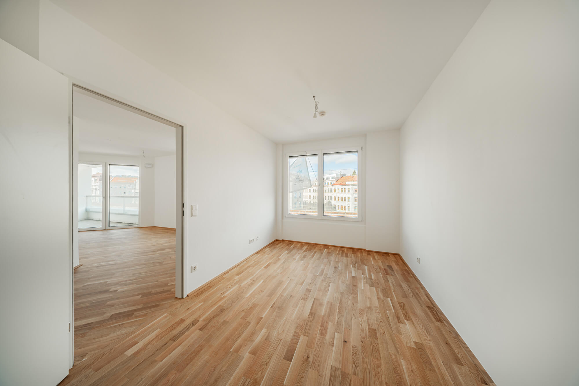 First occupancy in a central Dornbach location