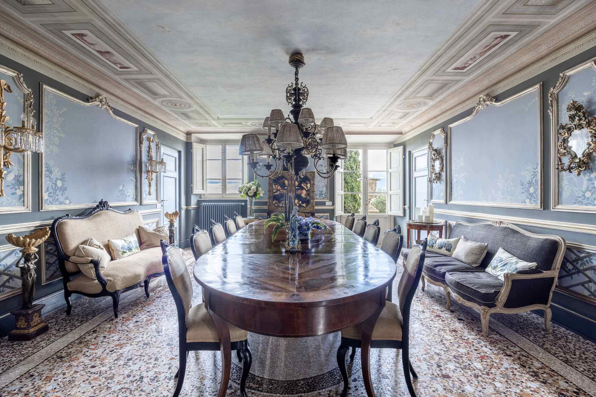 Villa in Lucca zum Verkauf