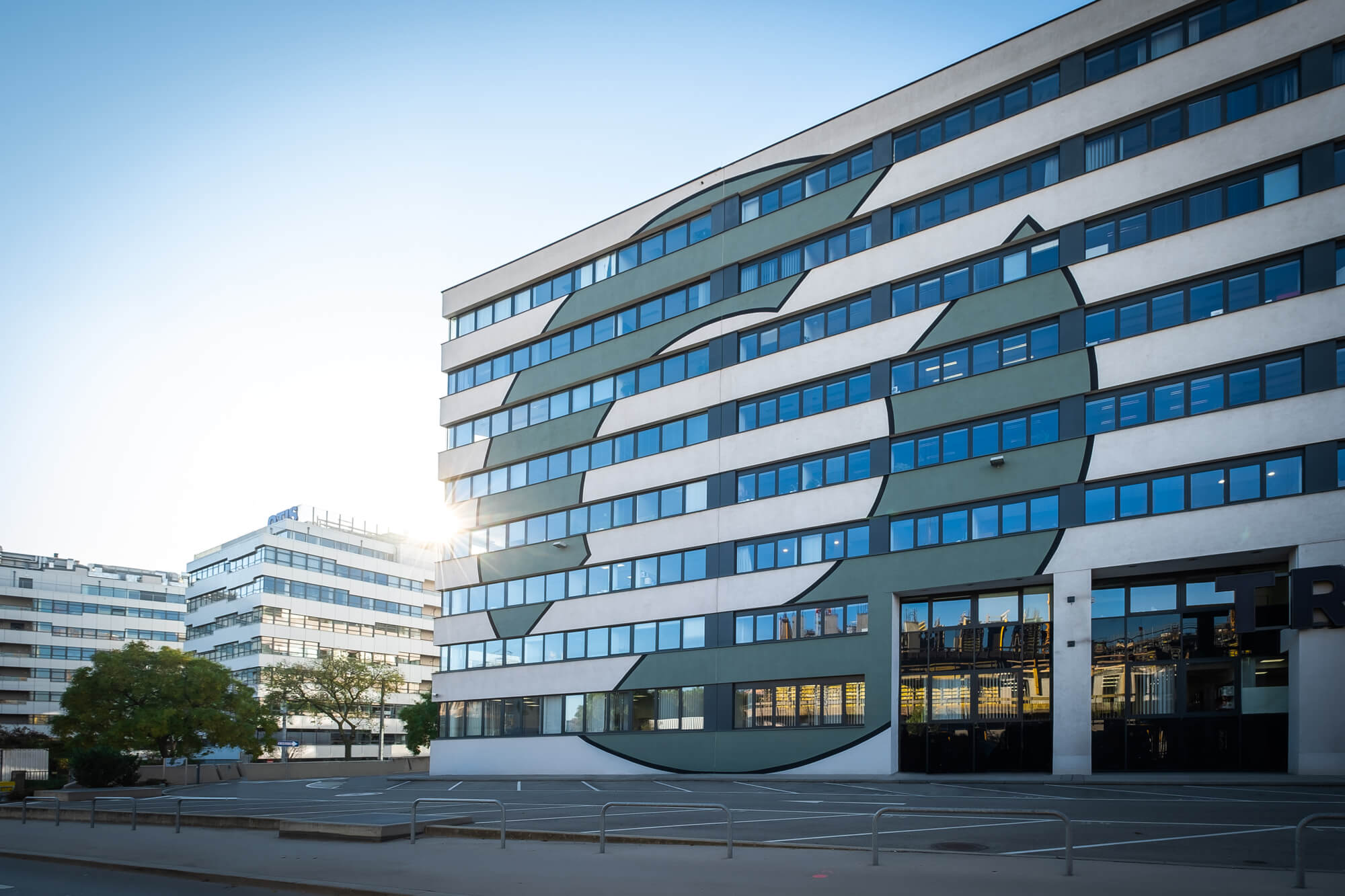 TRICORE - all-in-one Office Lösungen