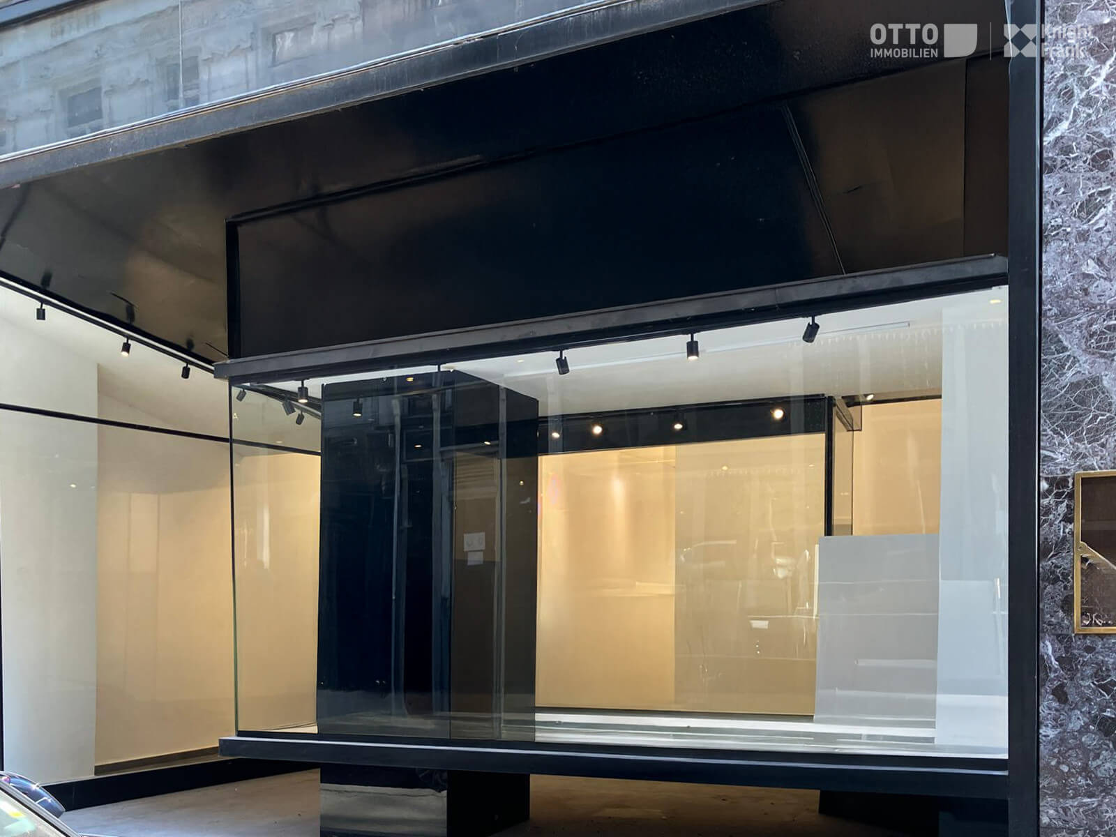 Business premises with large shop window area