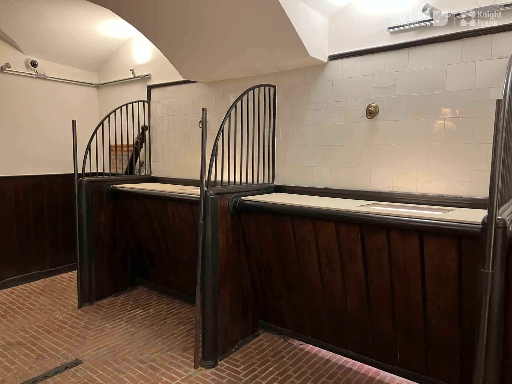 Prachtvolle Geschäftsfläche im Palais Erdödy-Fürstenberg