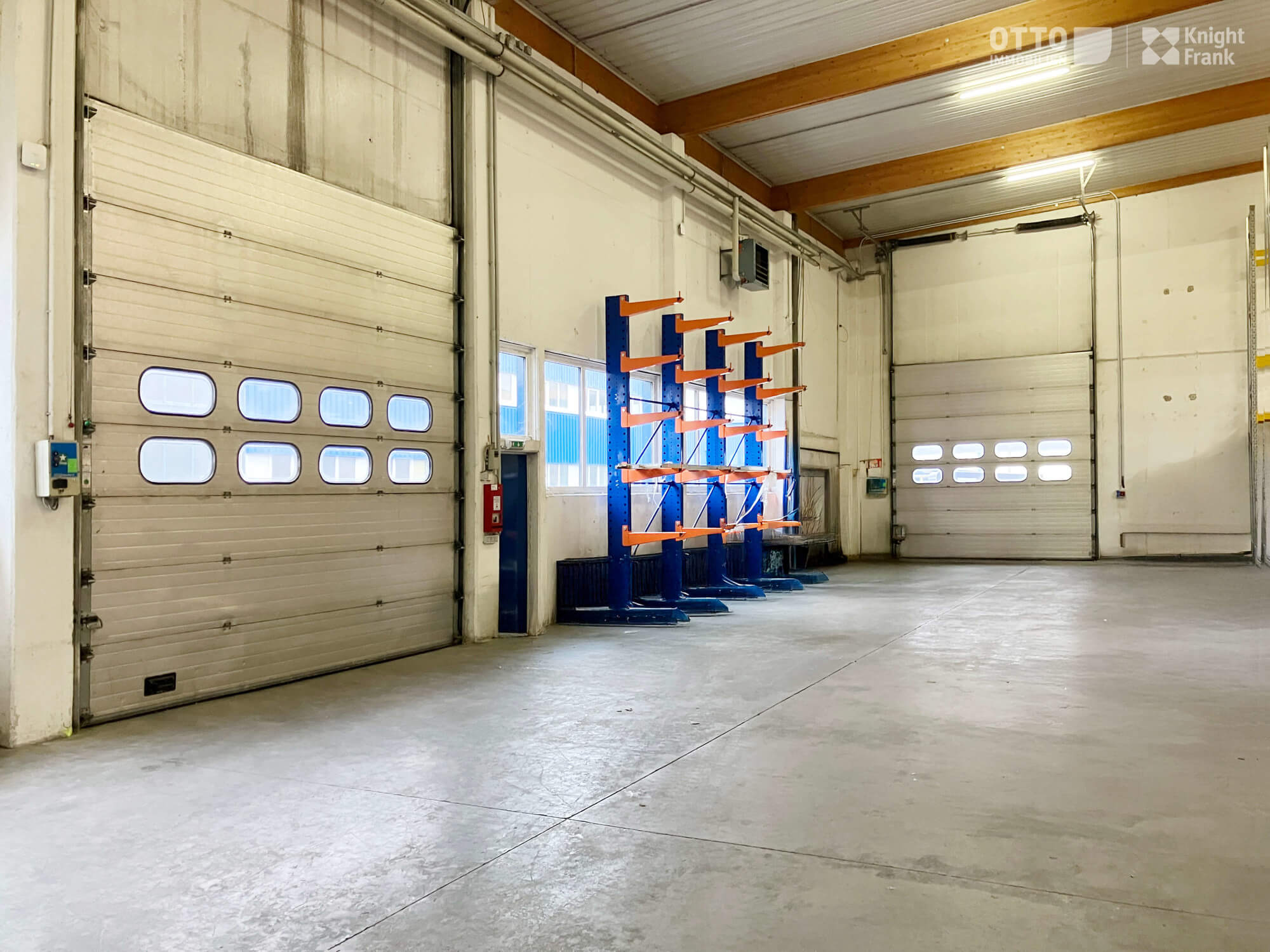 Modern high-bay warehouse