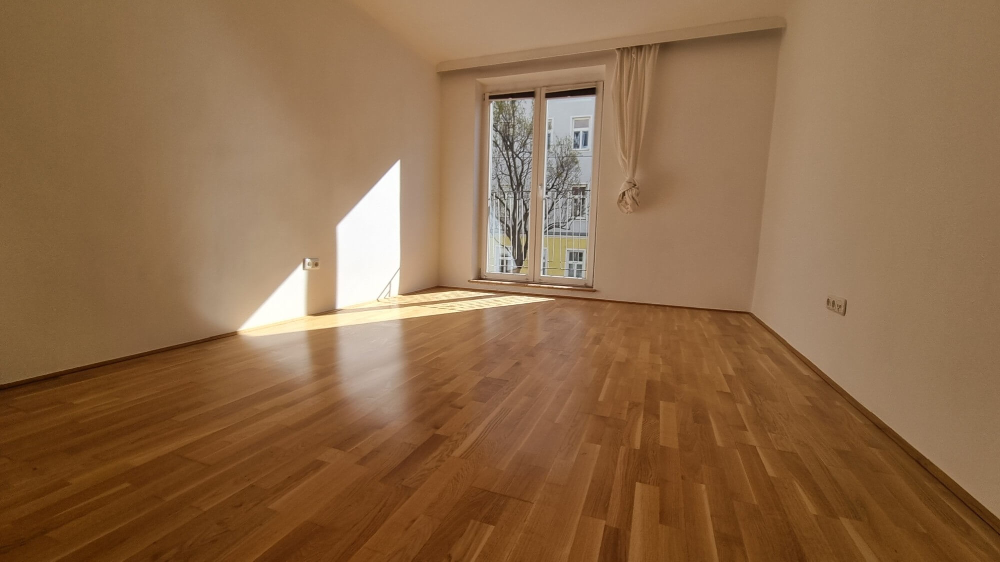 3er WG Wohnung - Nähe Wirtschafts Universität, U2 und Messe