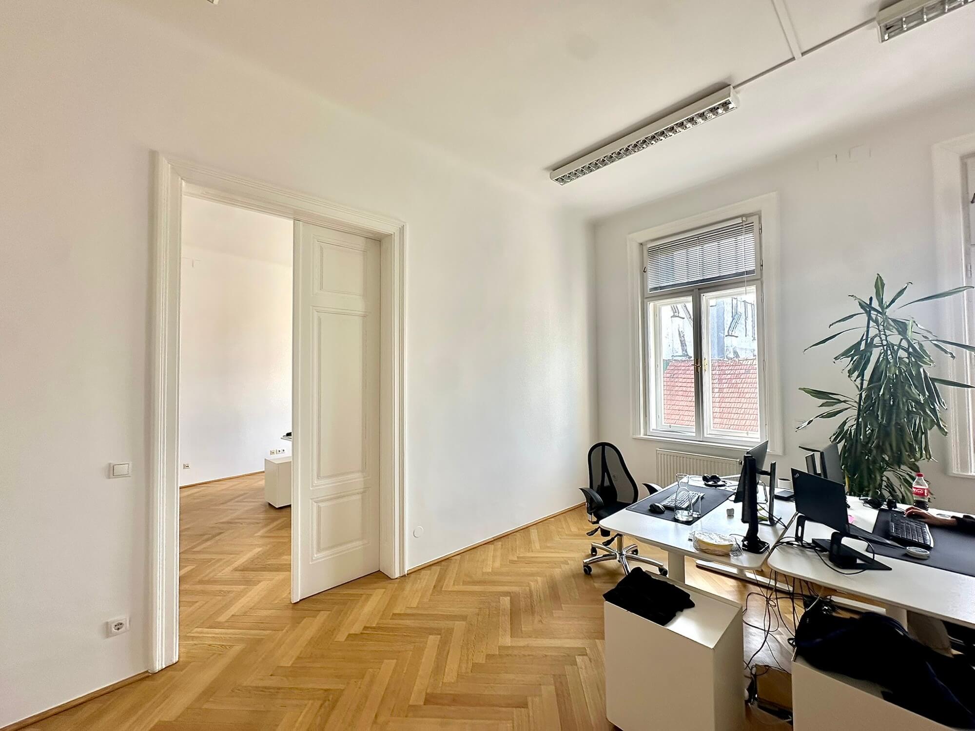 Light-flooded office in old building near Mariahilfer Straße