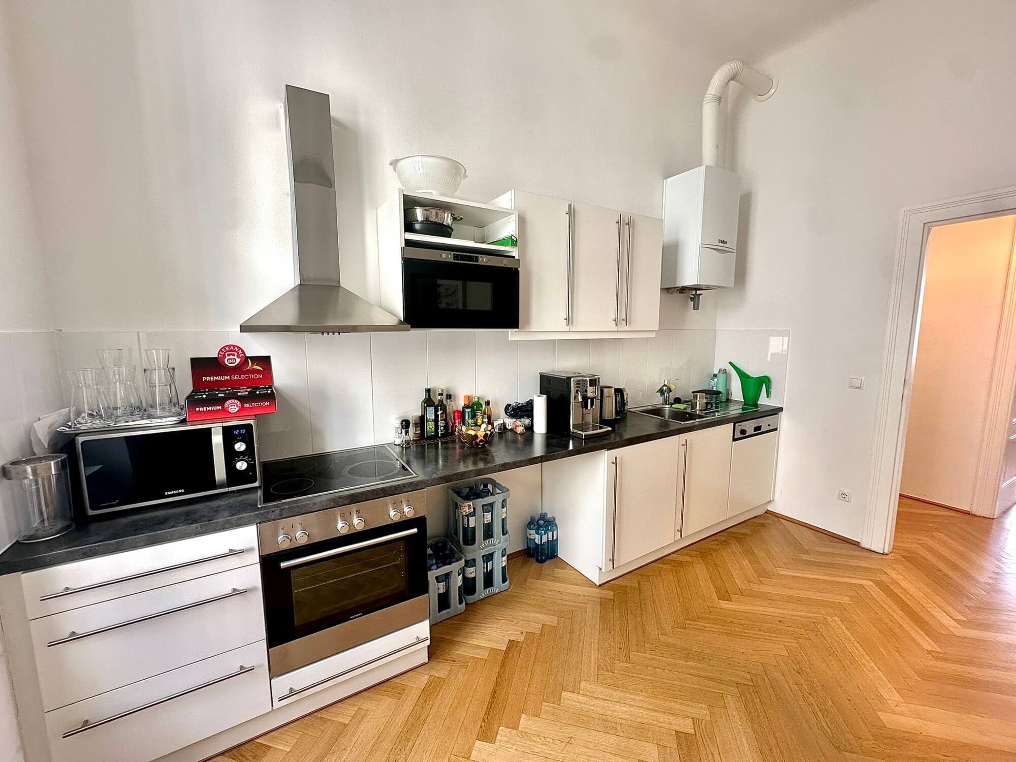 Light-flooded office in old building near Mariahilfer Straße