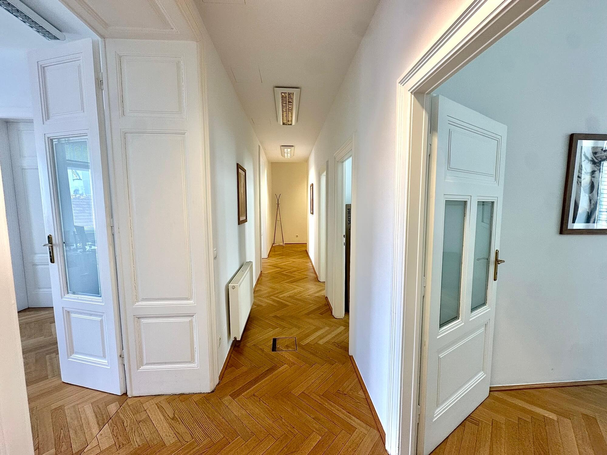 Light-flooded office in old building near Mariahilfer Straße
