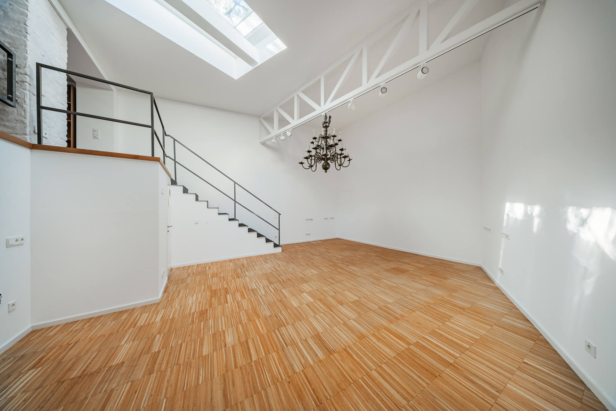 Mitten im Neunten - Loft mit Garten und Terrasse