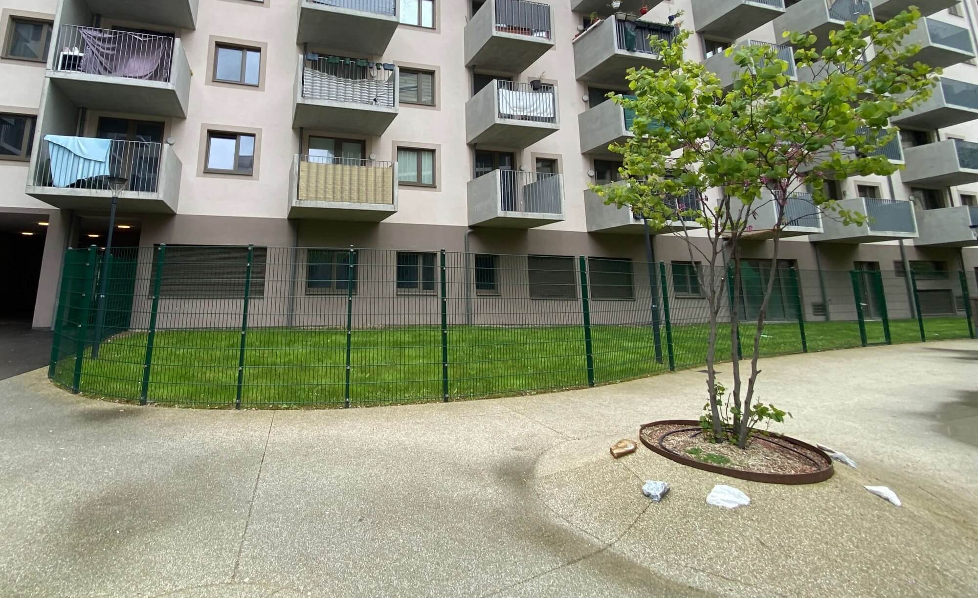 Commercial space in the residential garden