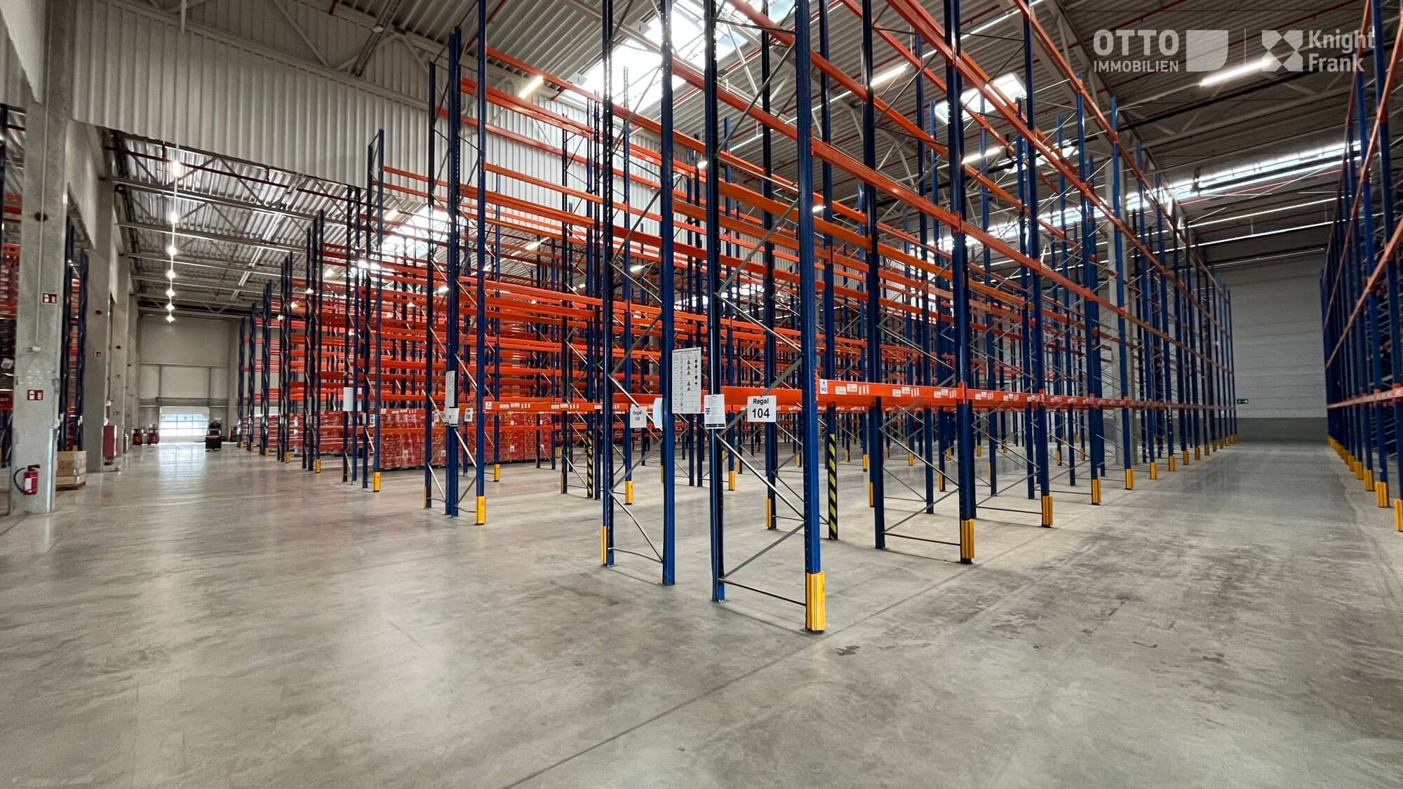 Logistikhalle nahe Flughafen Wien-Schwechat