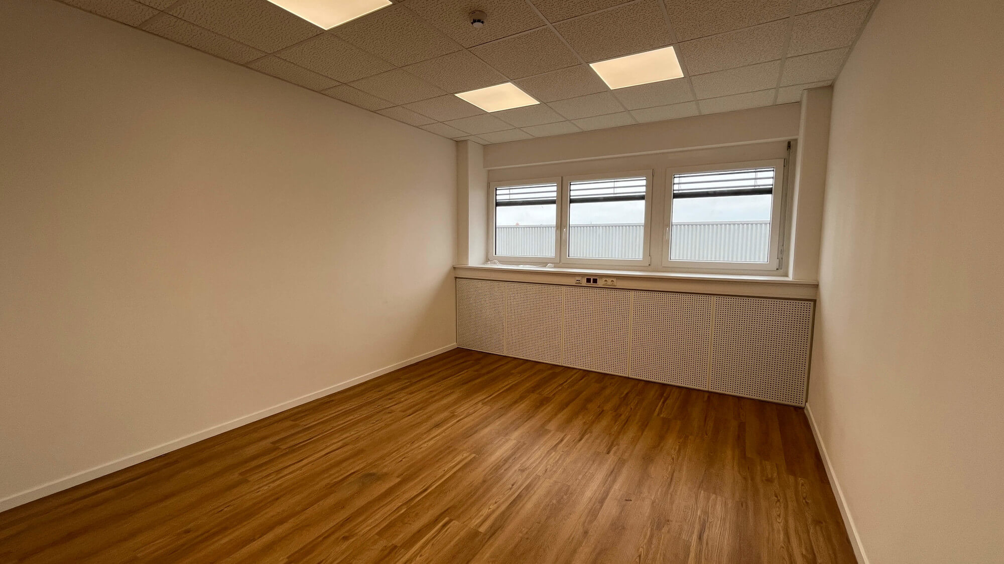 Individuelle Lager- und Büroflächen in idealer Lage