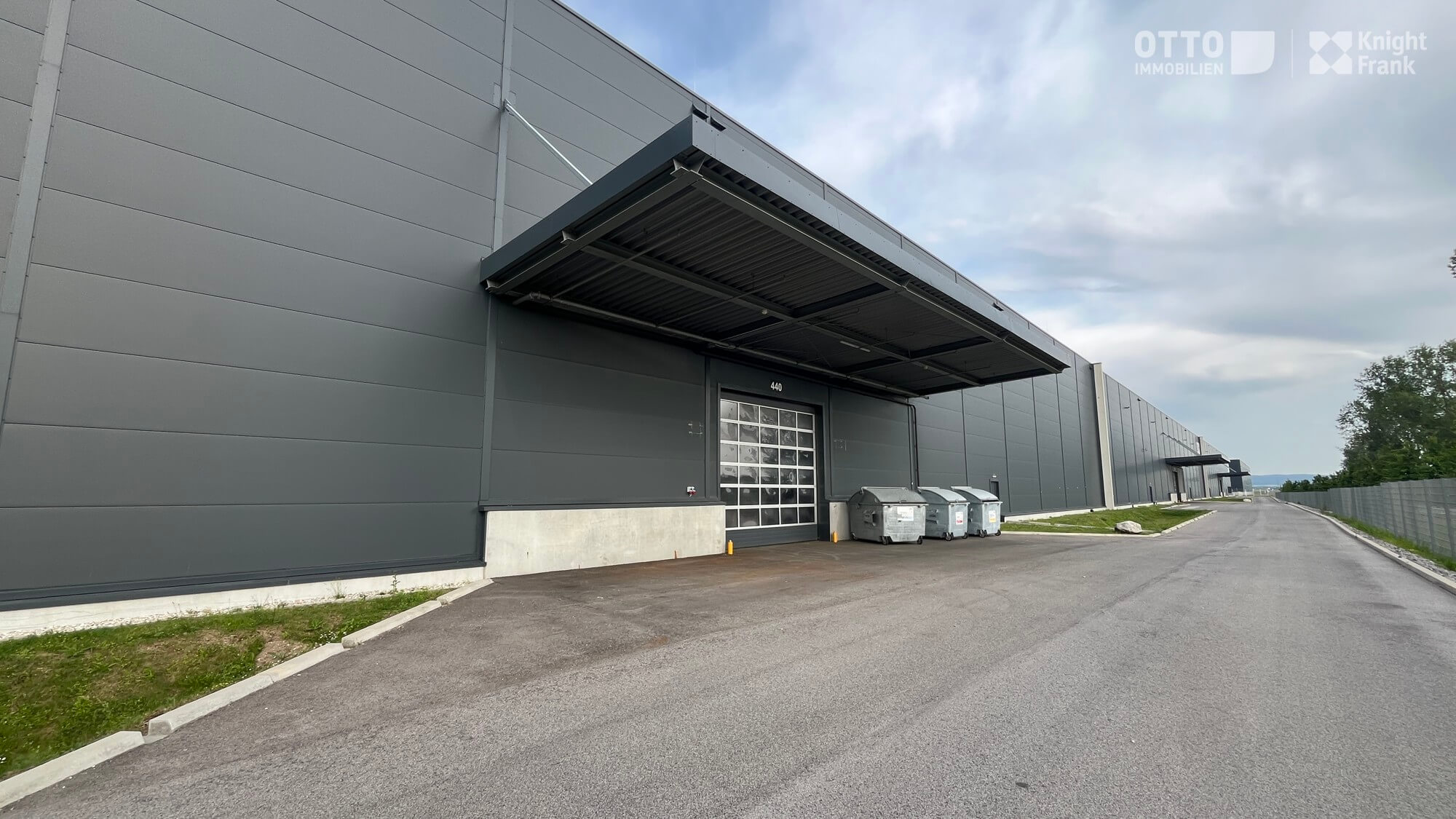 Logistikhalle nahe Flughafen Wien-Schwechat