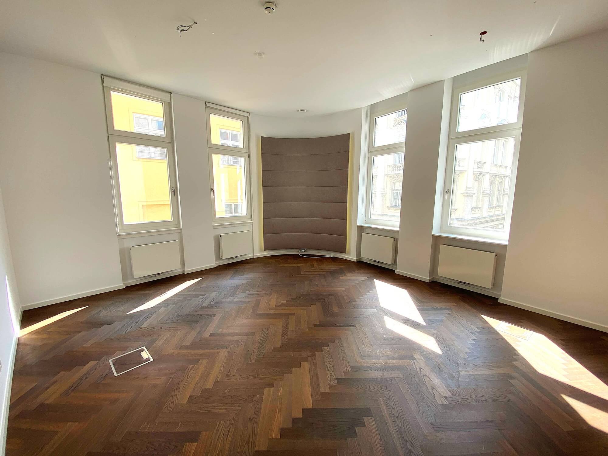 1010! Office space in an absolute top location directly on Tuchlauben!