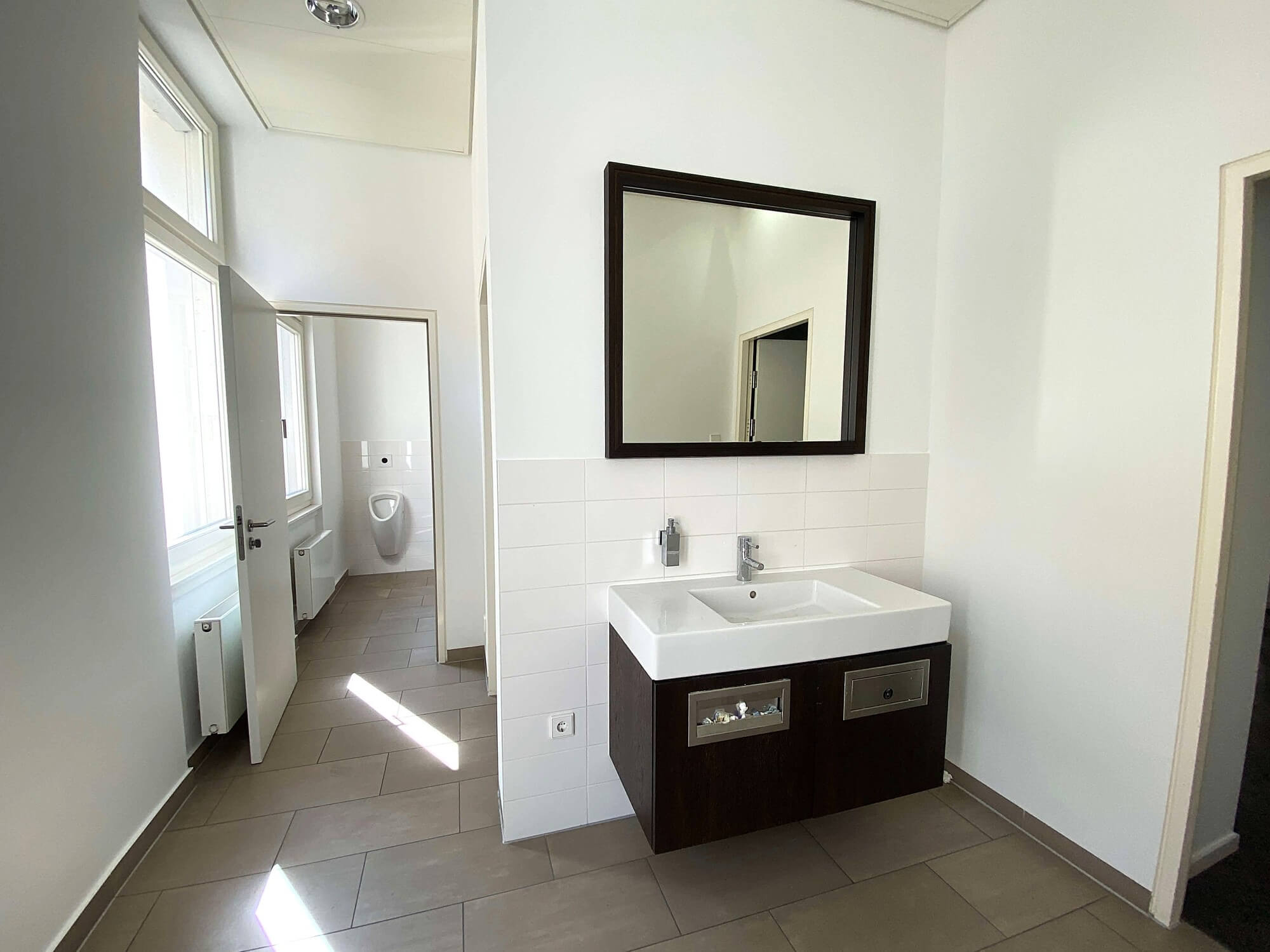 1010! Office space in an absolute top location directly on Tuchlauben!