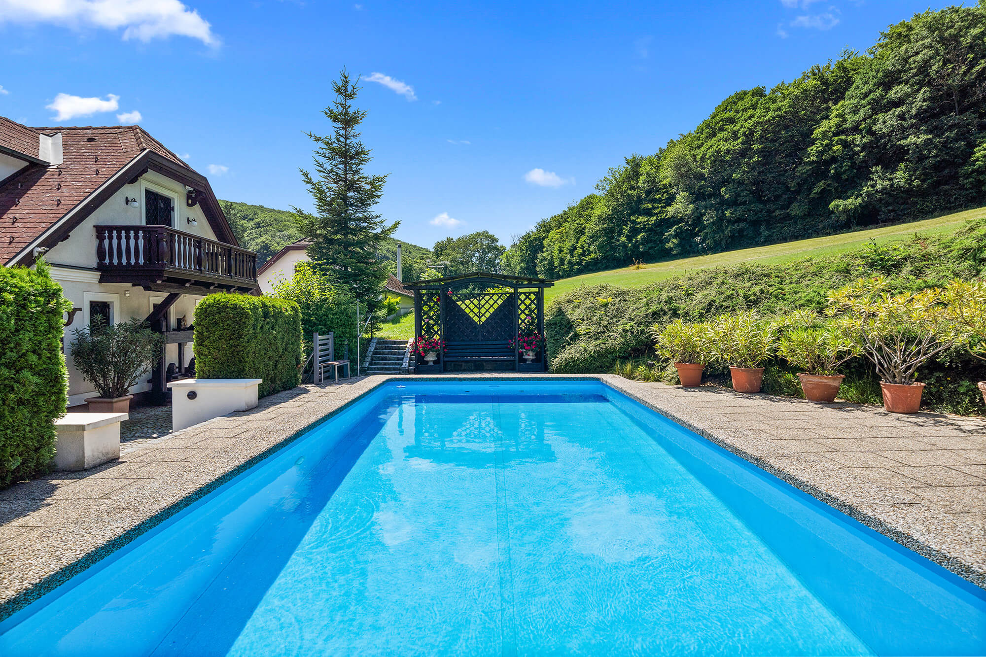 Spacious estate near Klosterneuburg