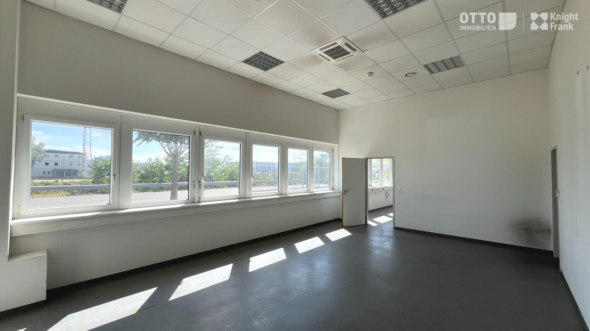 Service- und Büroflächen direkt am Flughafen Wien