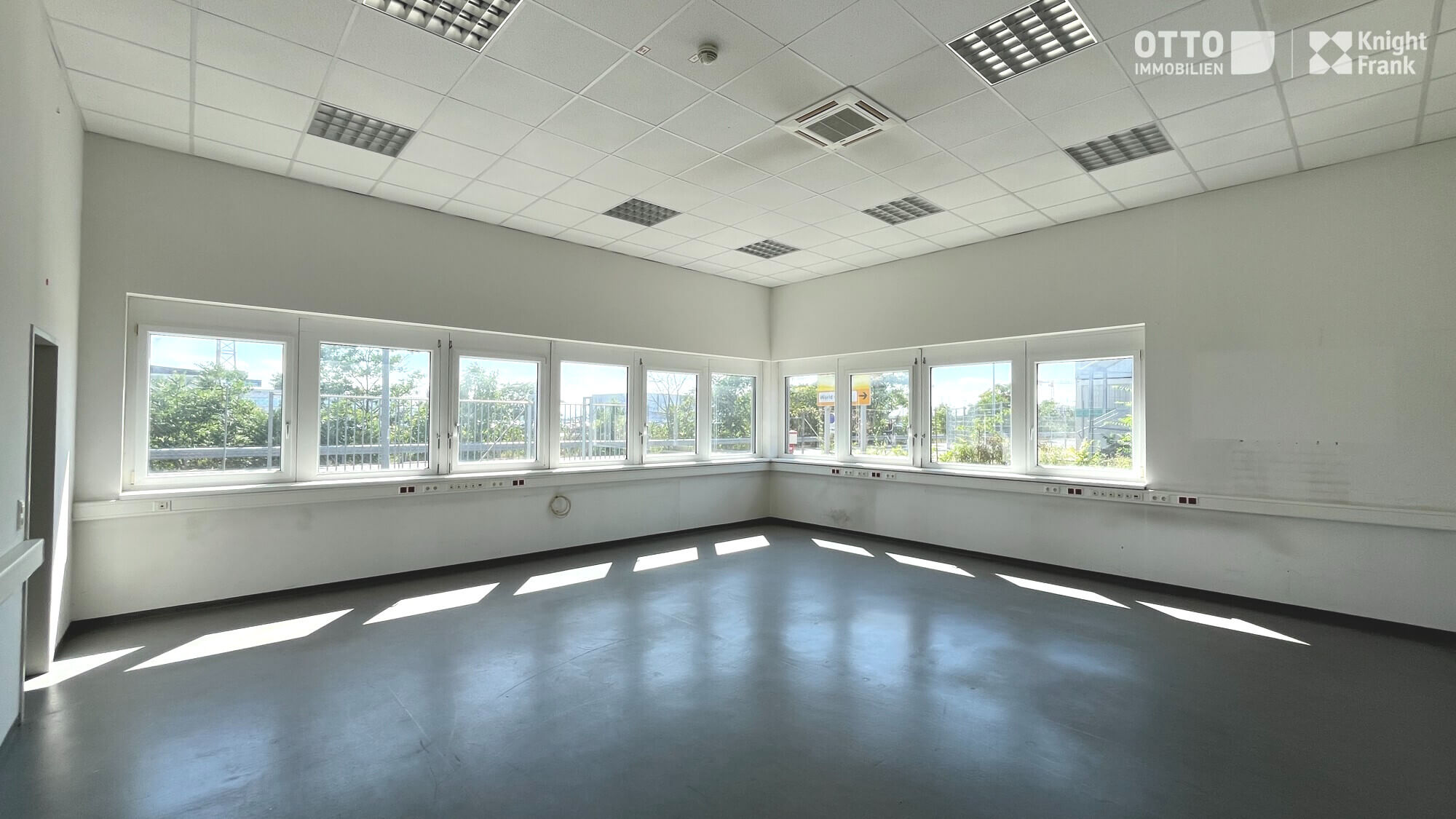 Service- und Büroflächen direkt am Flughafen Wien