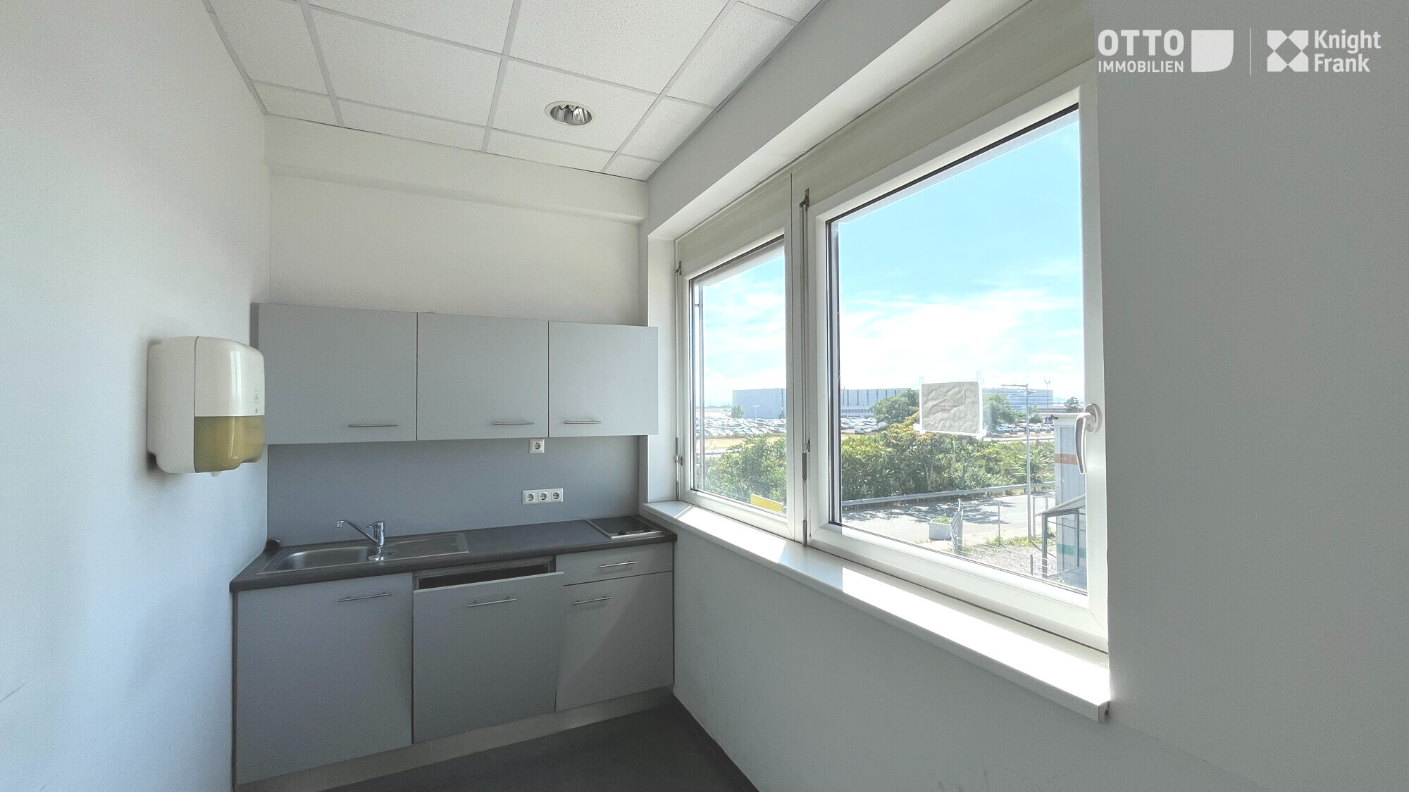 Service- und Büroflächen direkt am Flughafen Wien