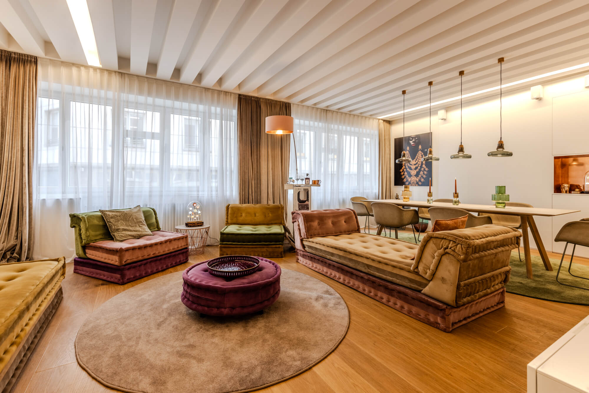 Furnished 4-room apartment near Stephansplatz