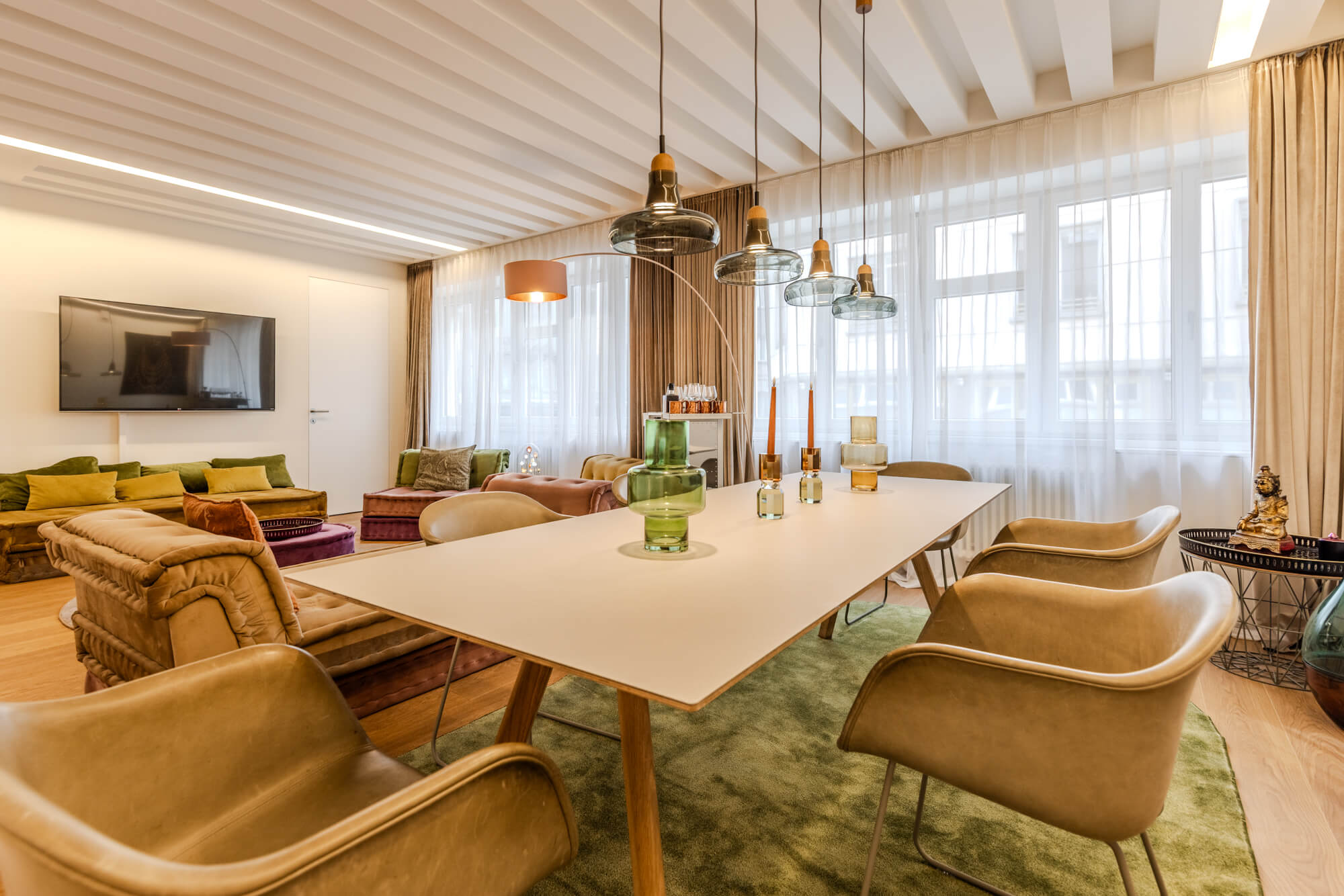 Furnished 4-room apartment near Stephansplatz