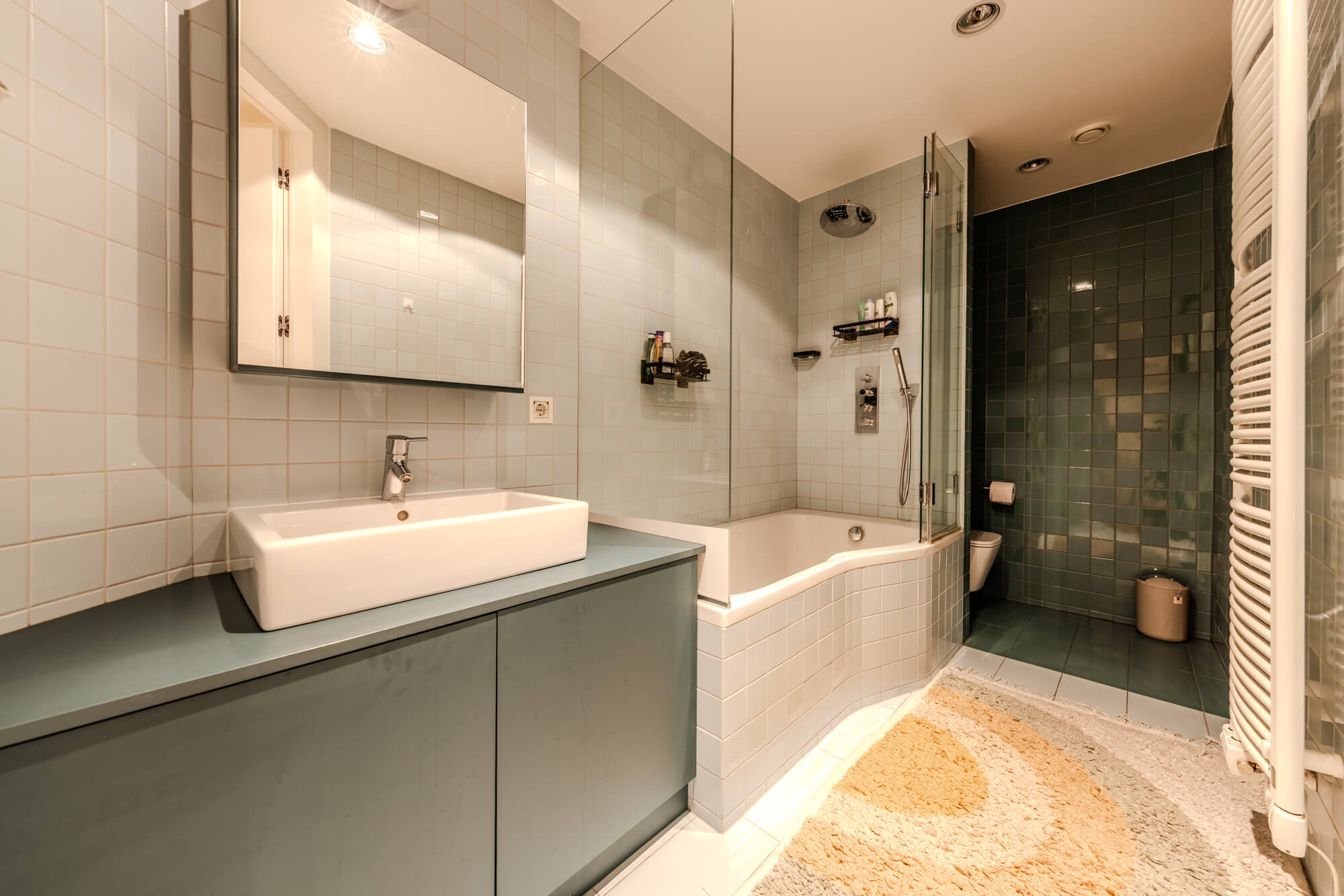 Furnished 4-room apartment near Stephansplatz