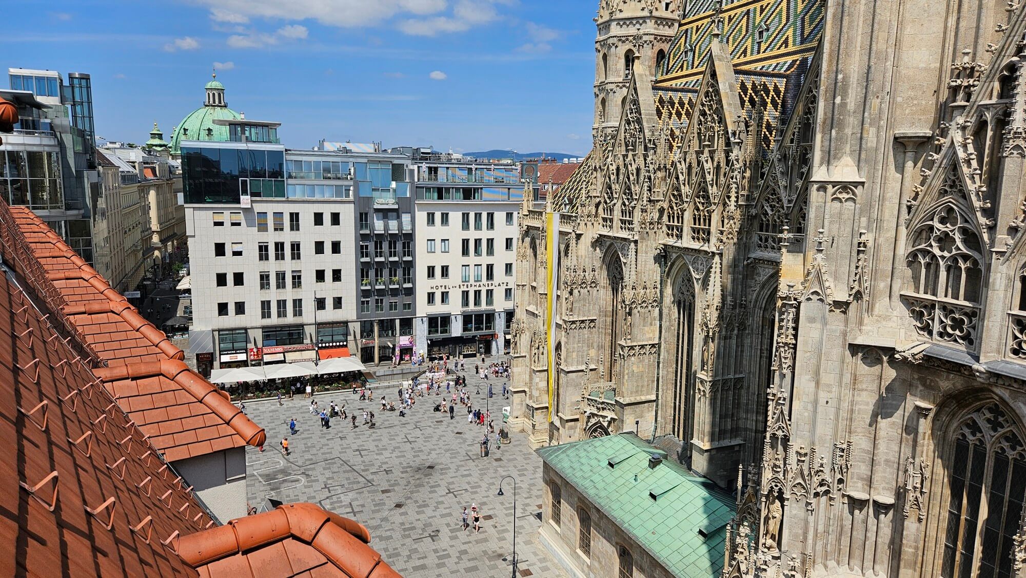Dachgeschossbüro mit Terrasse und Blick auf den Stephansdom!