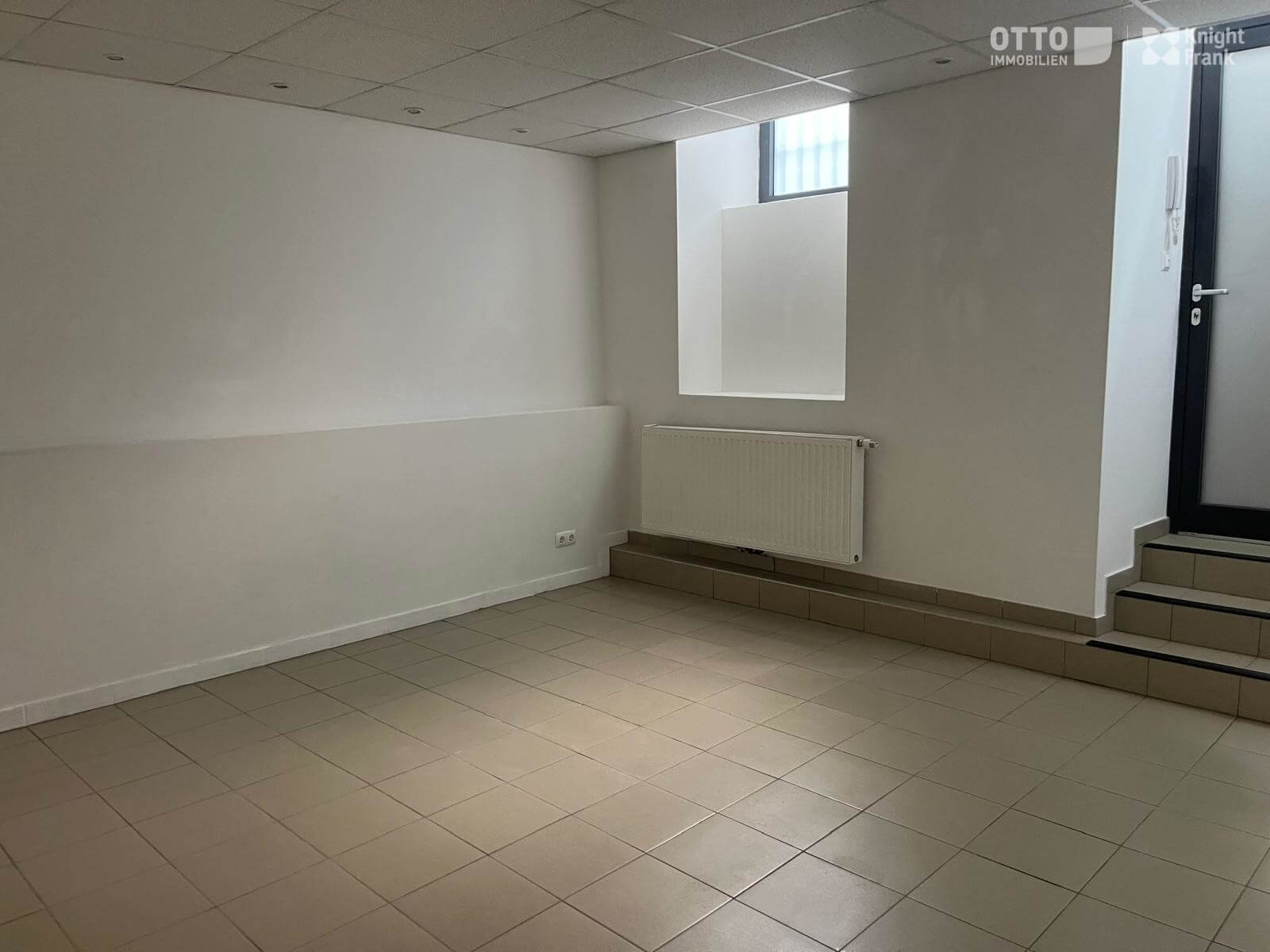 Geschäftslokal im Souterrain