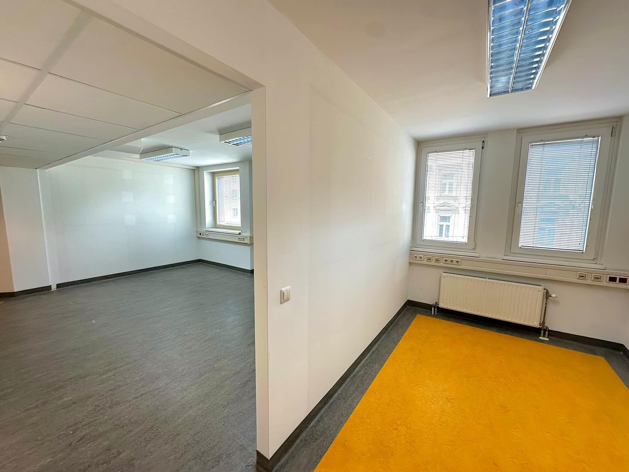 die U-Bahn gleich vor der Tür