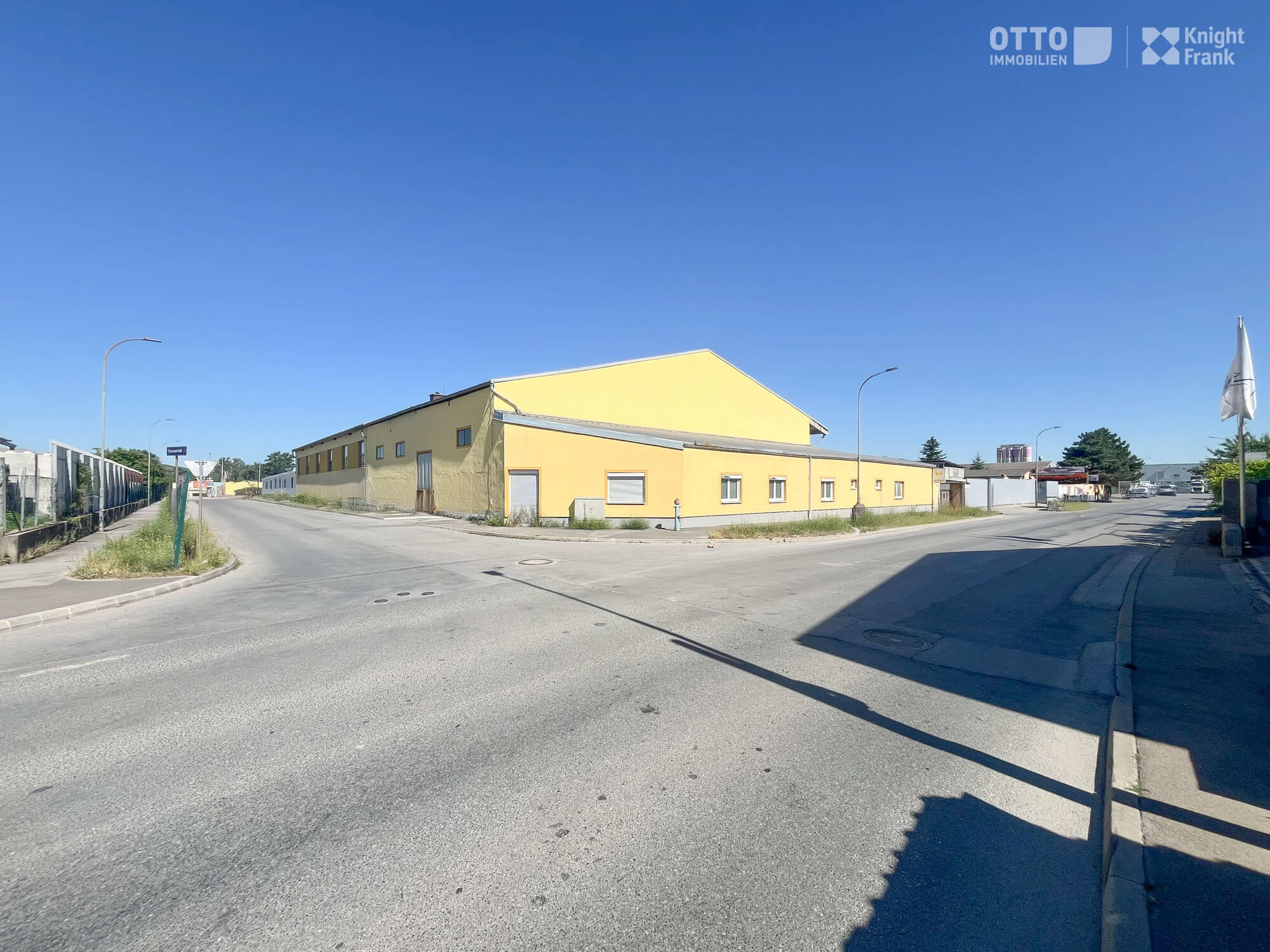 Lagerhalle mit Büro im Wiener Norden