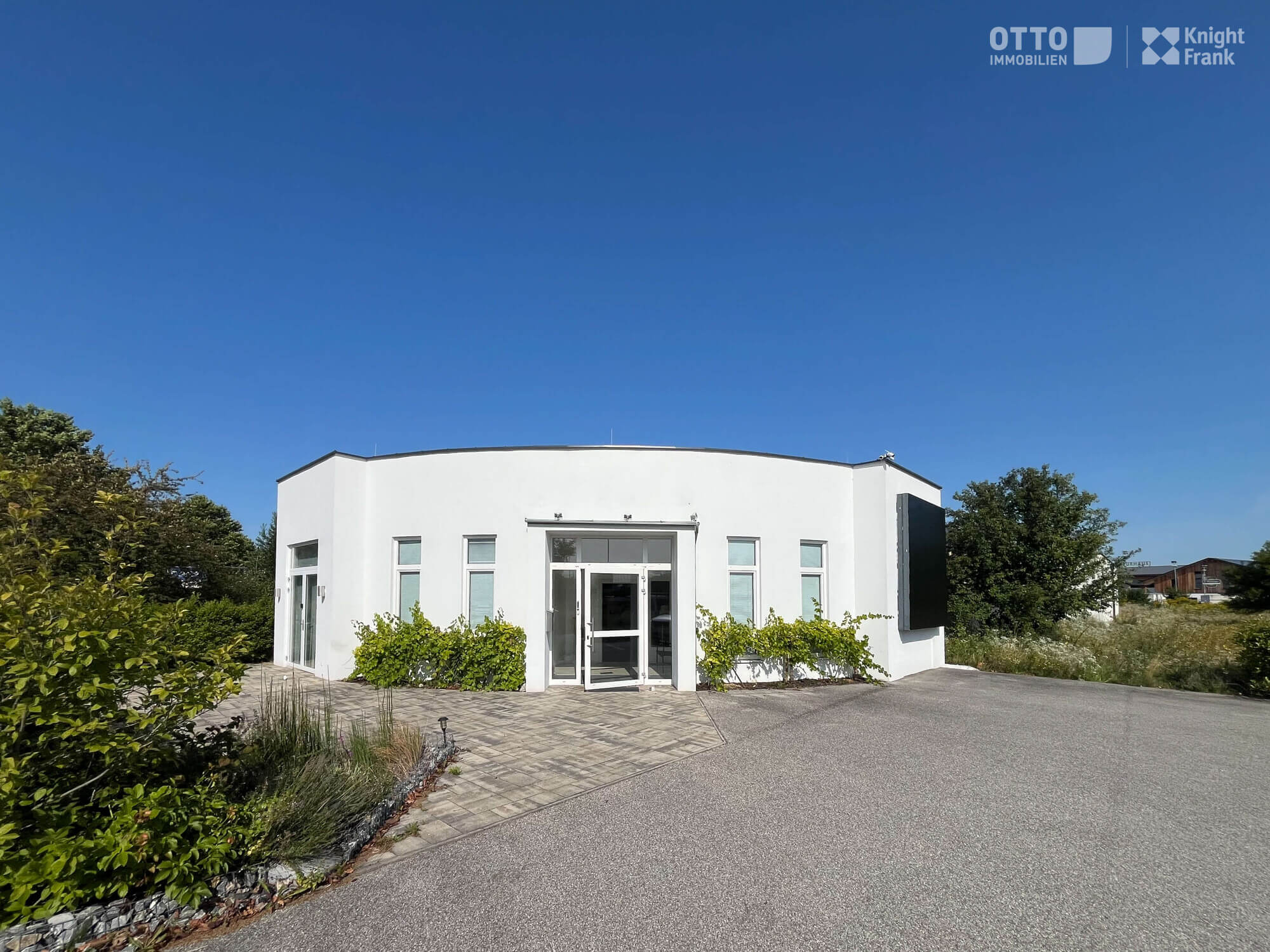 Produktionsliegenschaft direkt an der S5