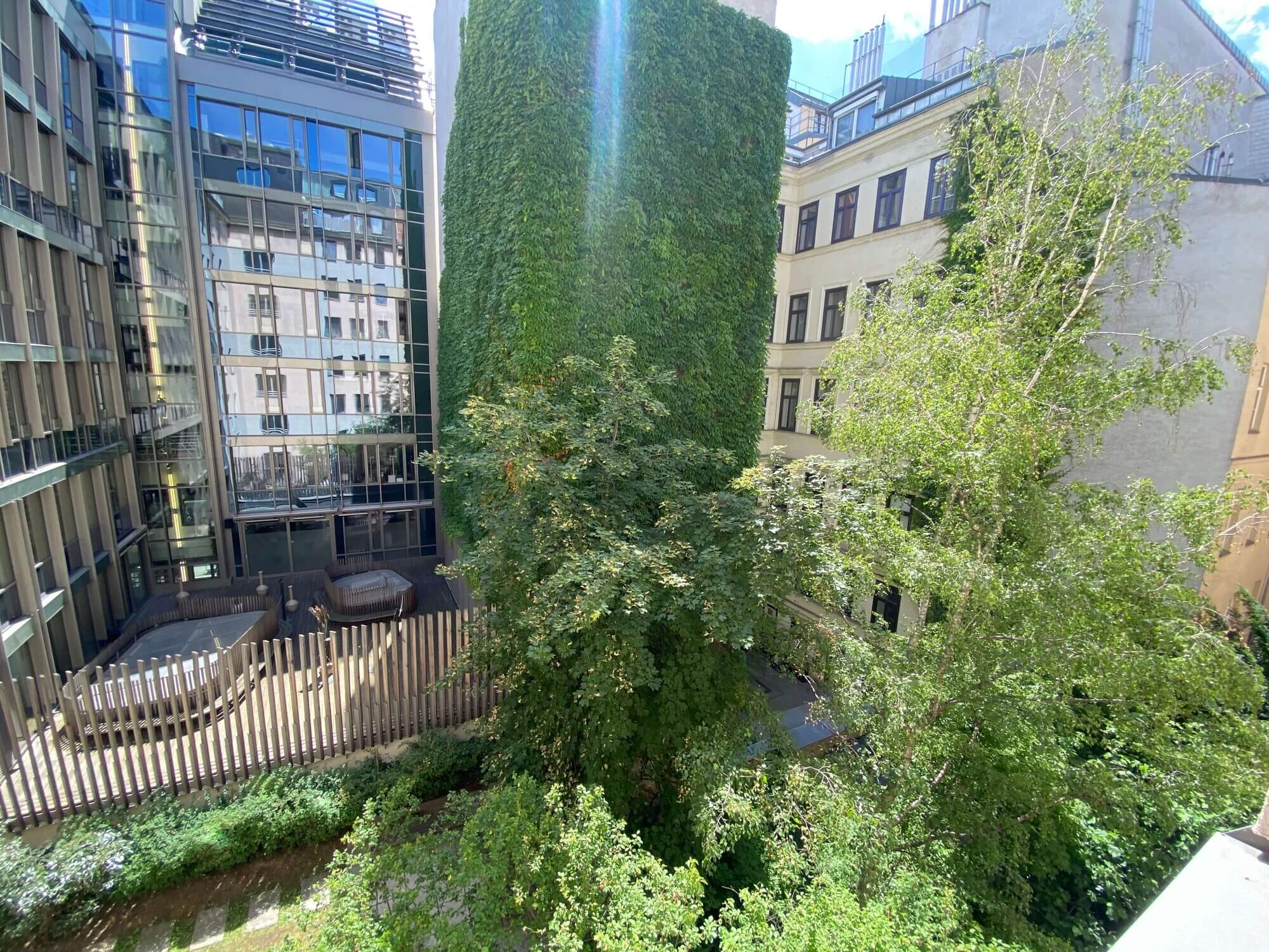 Attractive office space in a central location