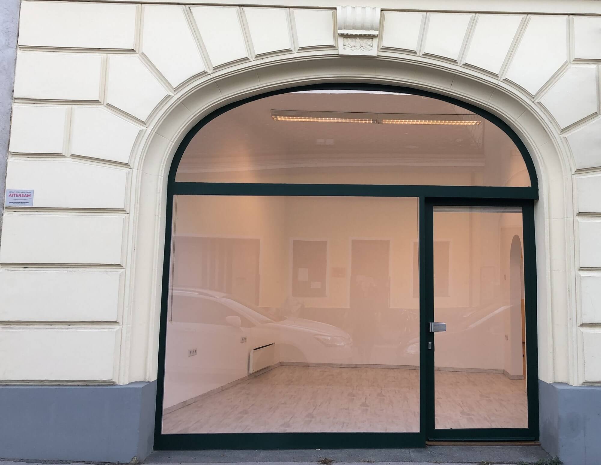 Retail premises at Speisinger Straße