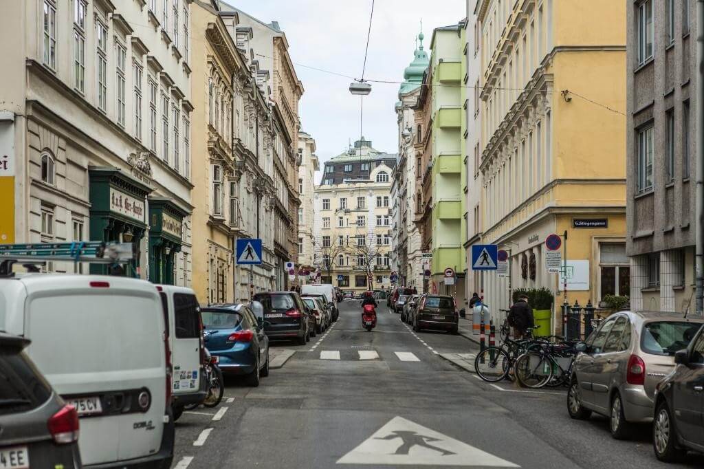 Top Neubauwohnung mitten im 6. Bezirk mit allgemeiner Dachterrasse