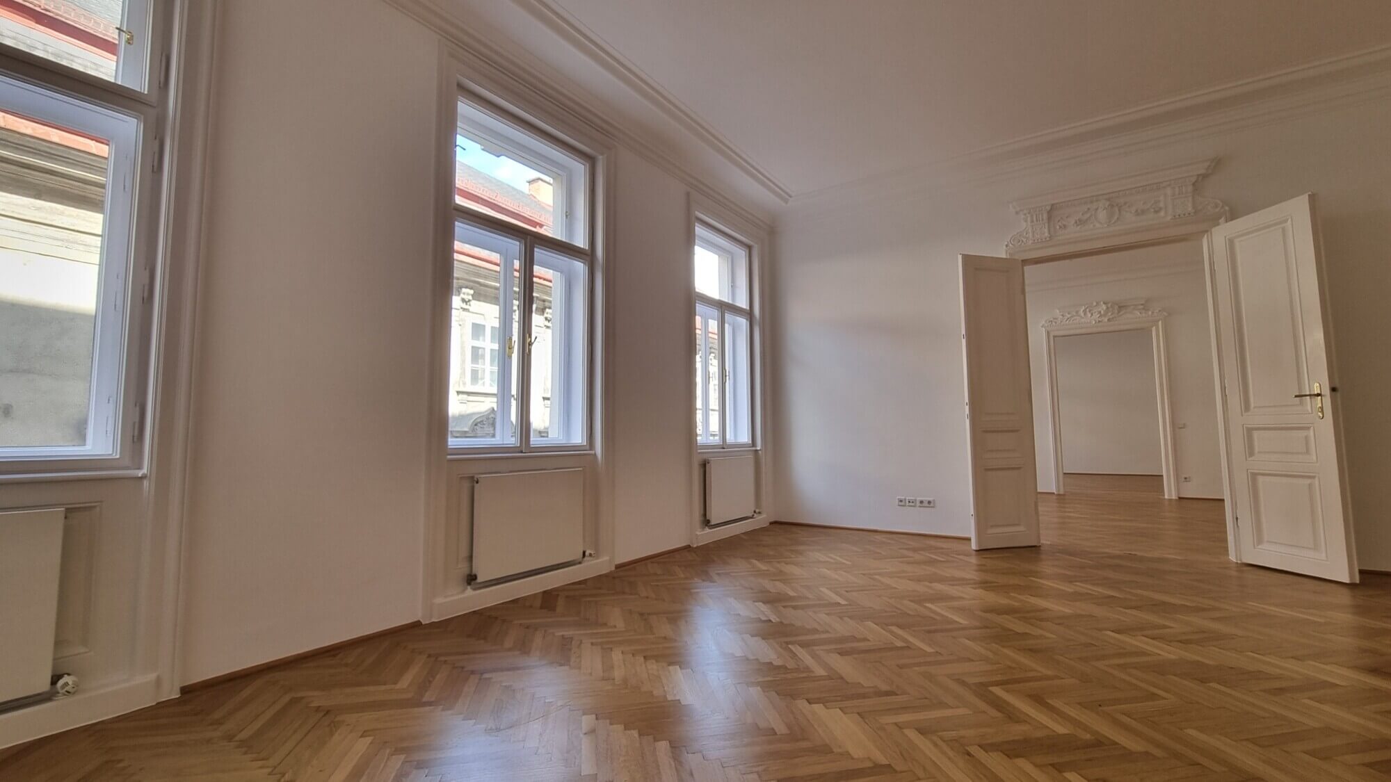 Klassischer Altbau, 6 Zimmer, Nähe Judenplatz