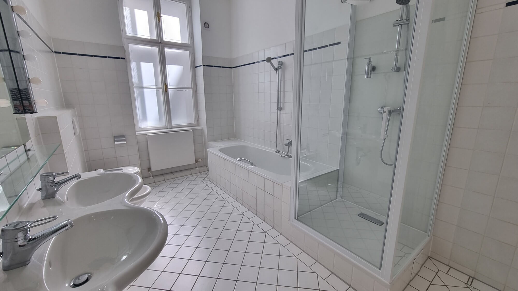 Klassischer Altbau, 6 Zimmer, Nähe Judenplatz