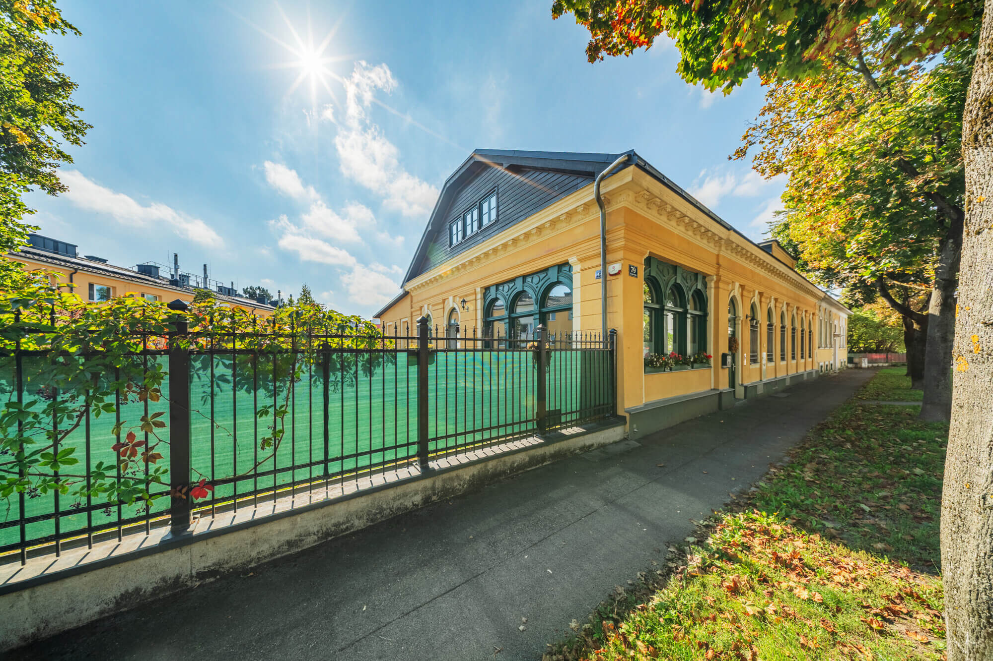 Perfekte Kombination aus Wohnen & Arbeiten