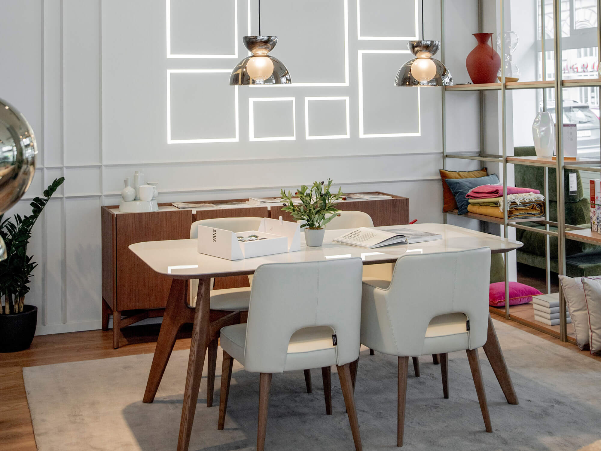 Eck-Geschäftsfläche Nähe Schwedenplatz