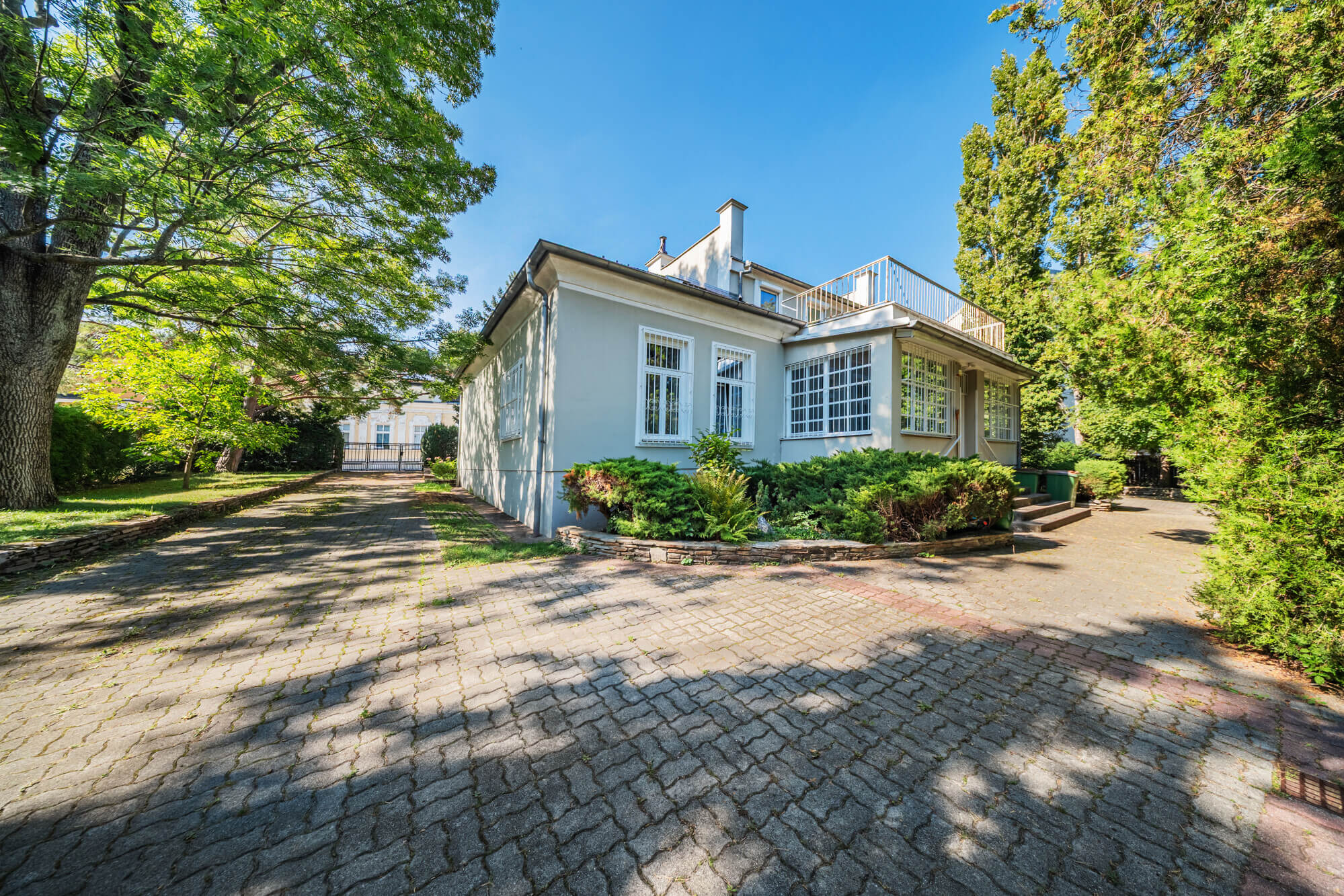 Einfamilienhaus in bester Maurer Lage