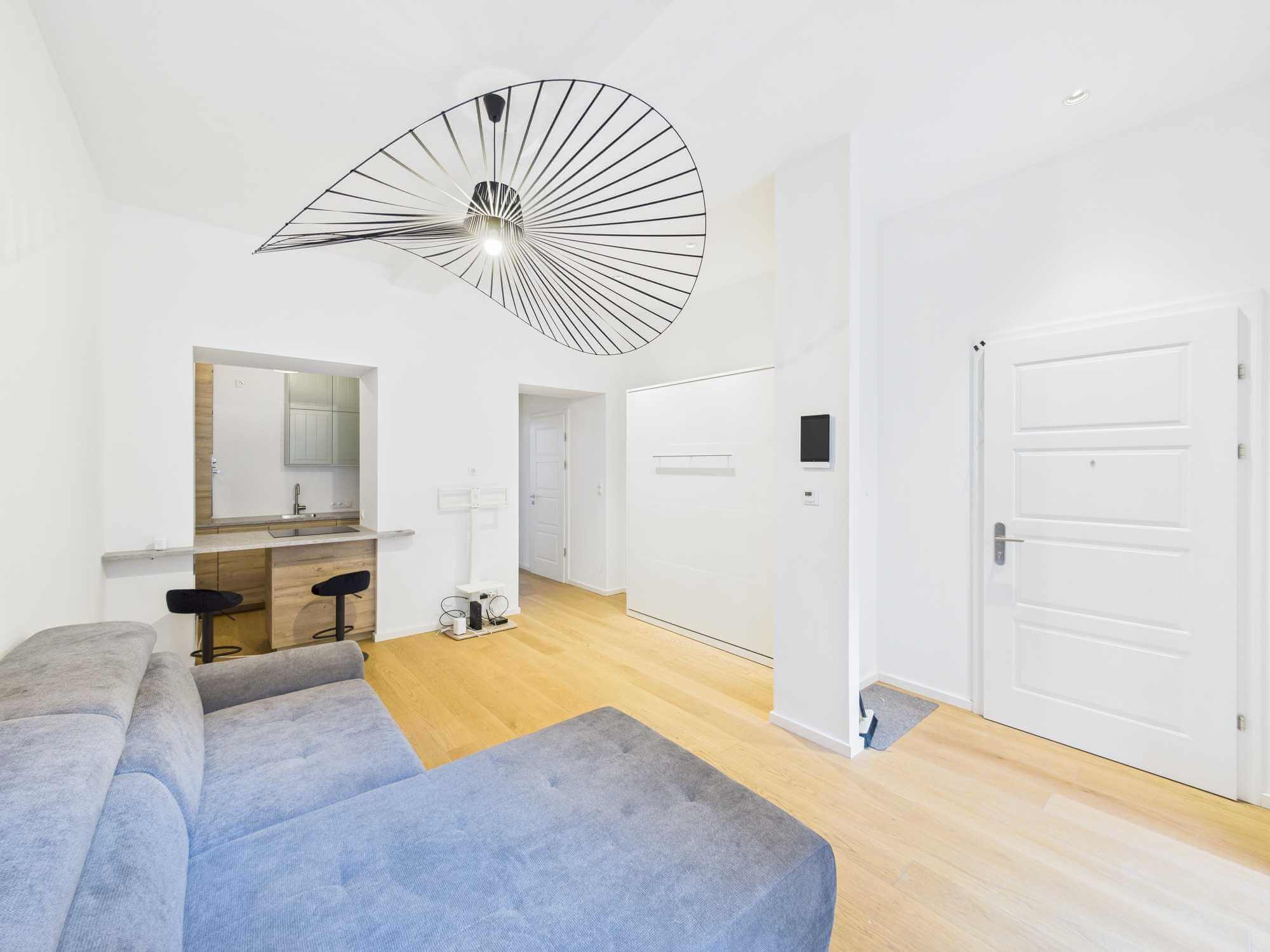 Moderne Gartenwohnung in Wien: Erdgeschoss mit Terrasse und Grünfläche