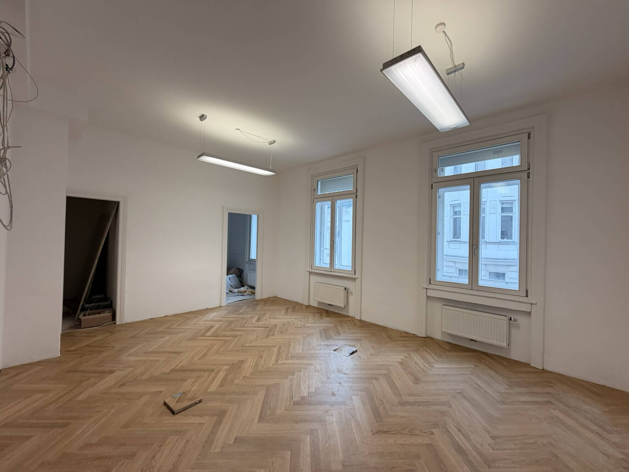 Stilvolles Altbaubüro im 8. Bezirk