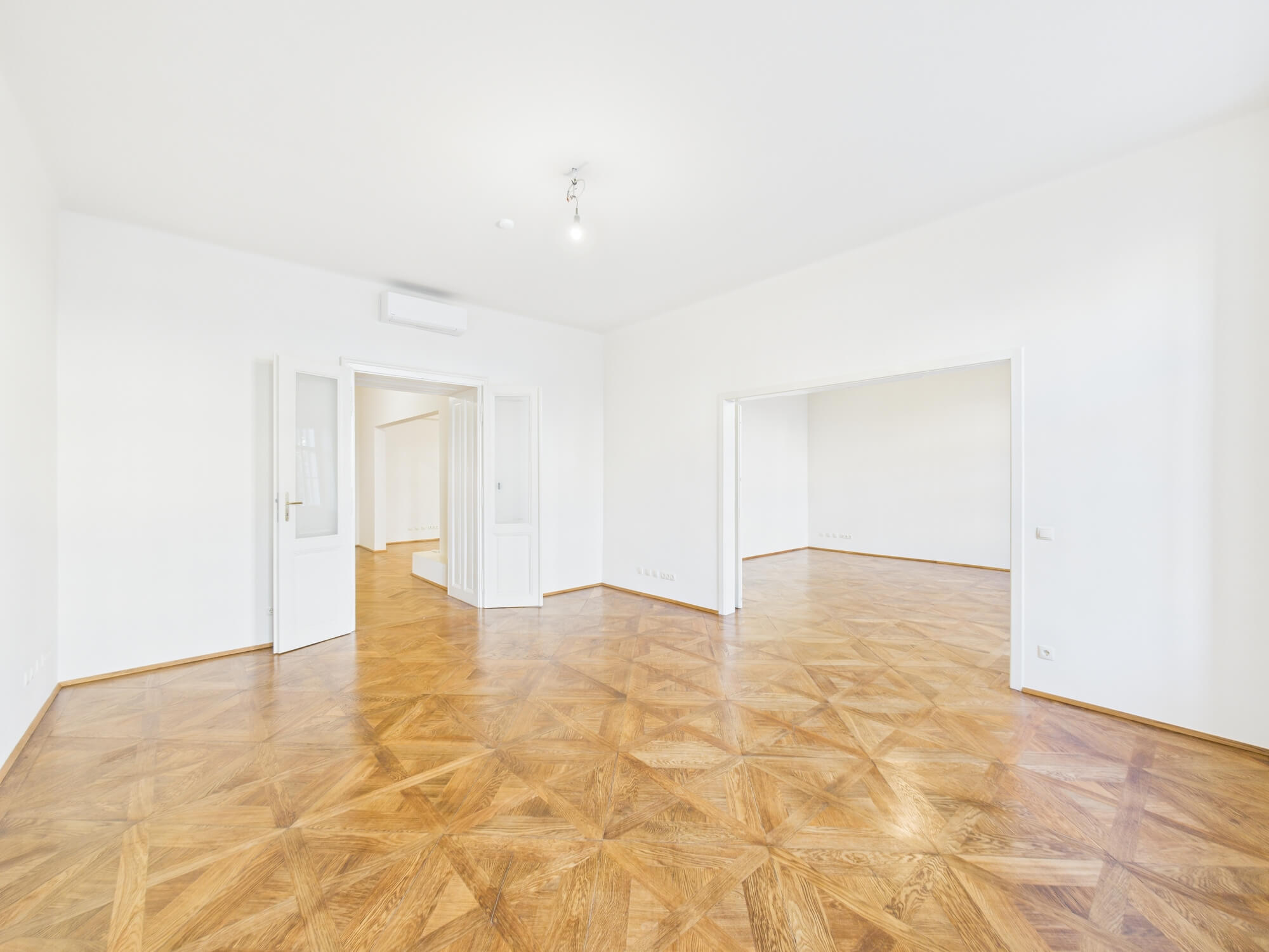 Exklusive Stadtwohnung in Opernnähe