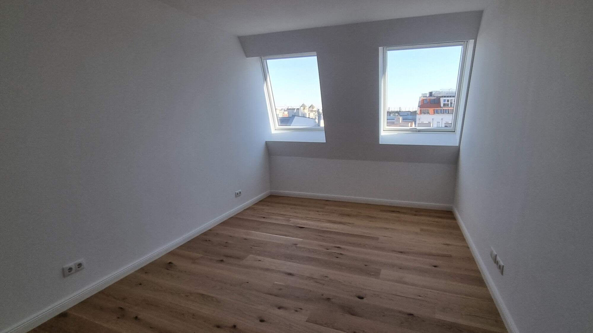 Dachgeschoß Erstbezug, 3 Zimmer mit Balkon