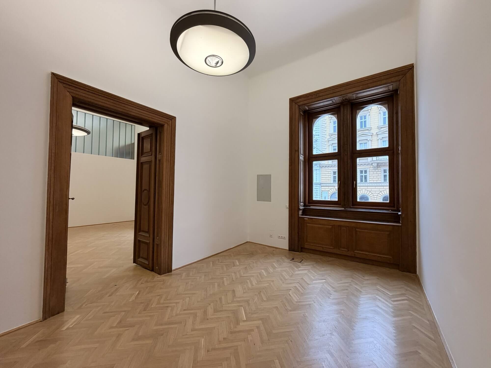 Modern office in the historic Vienna Stock Exchange